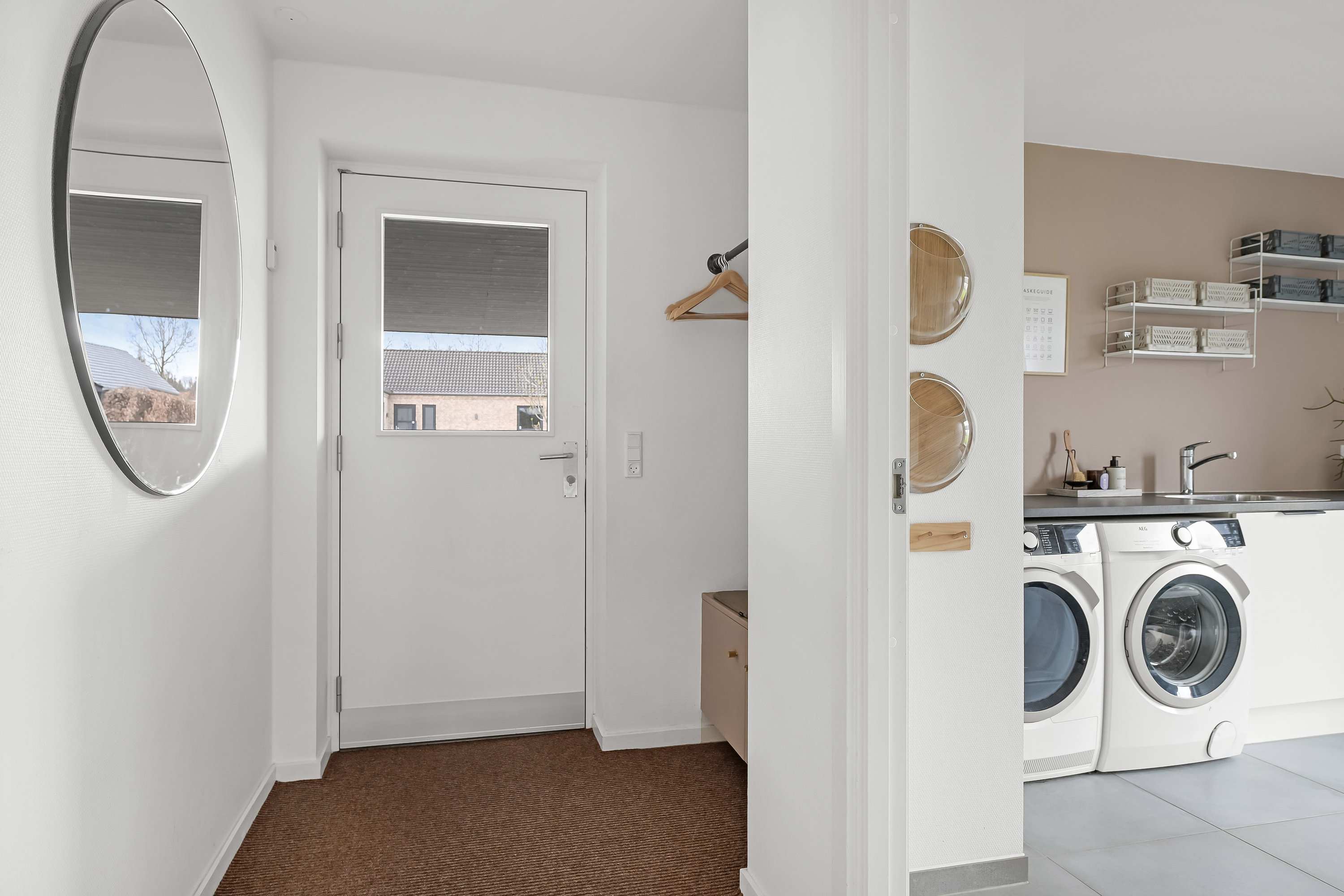 Fremhævet entré billede i fuldskærmstilstand. Billede af Frejasvej 64, 6840 Oksbøl