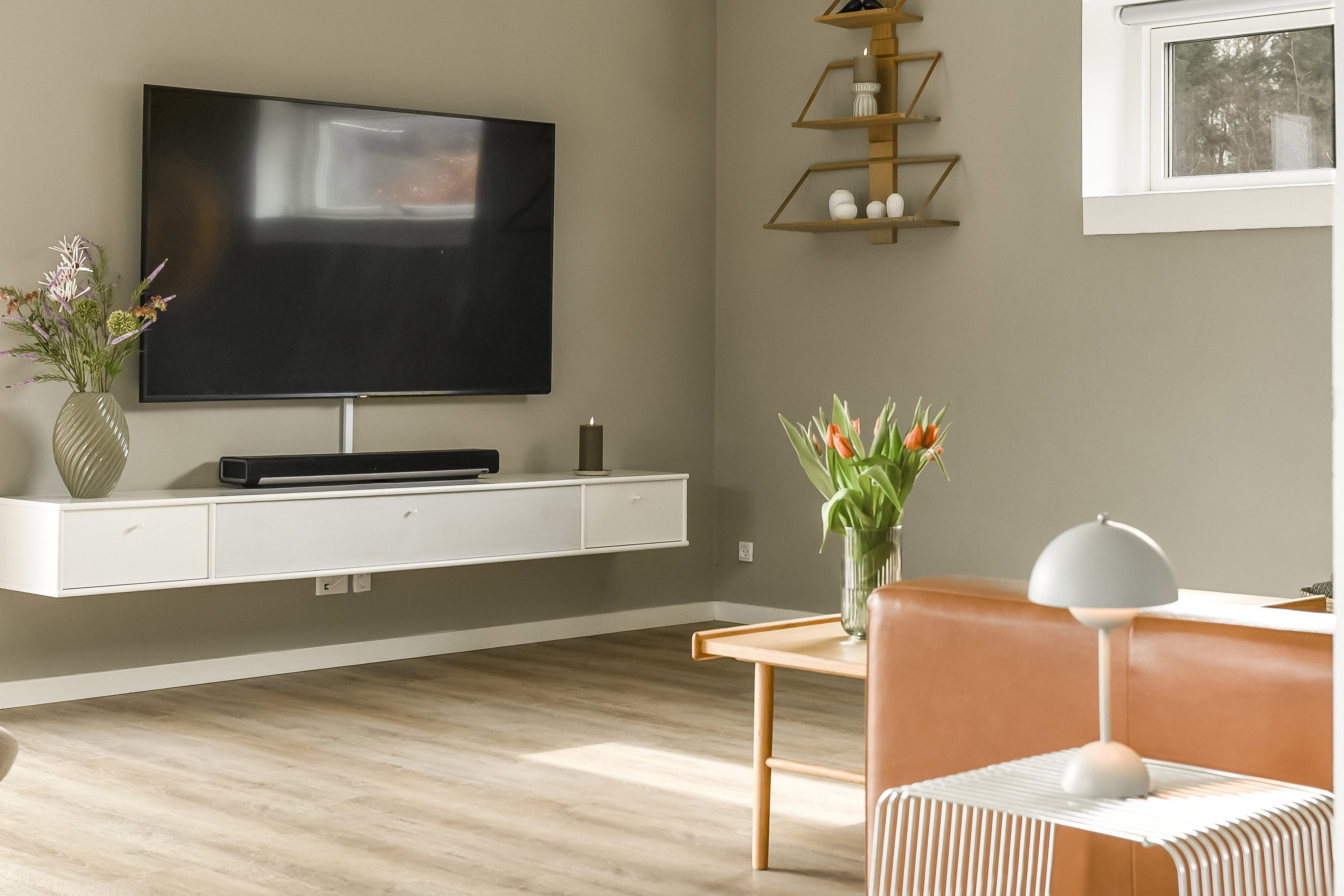 Fremhævet stue billede i fuldskærmstilstand. Billede af Frejasvej 64, 6840 Oksbøl