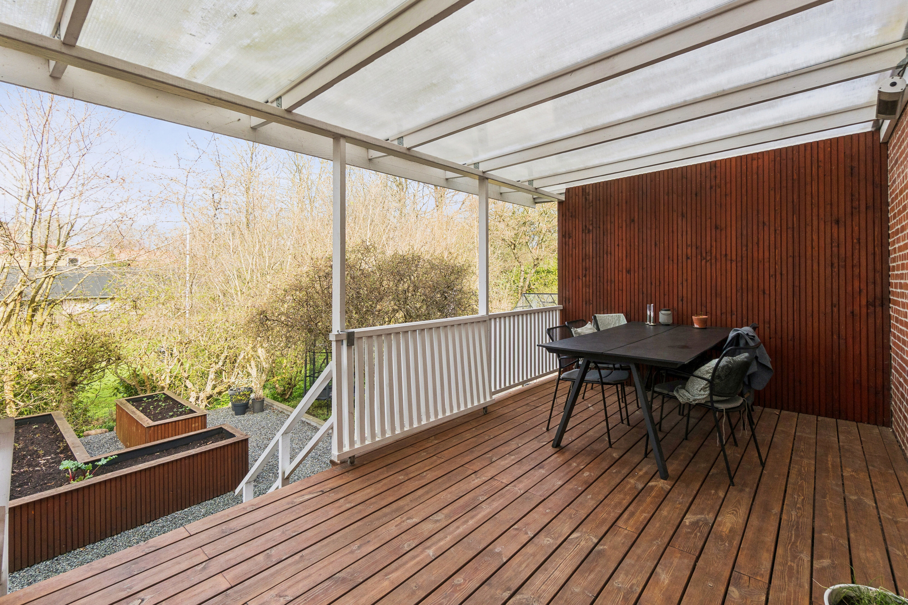 Fremhævet overdækket terrasse billede i fuldskærmstilstand. Billede af Odensevej 4, 5750 Ringe