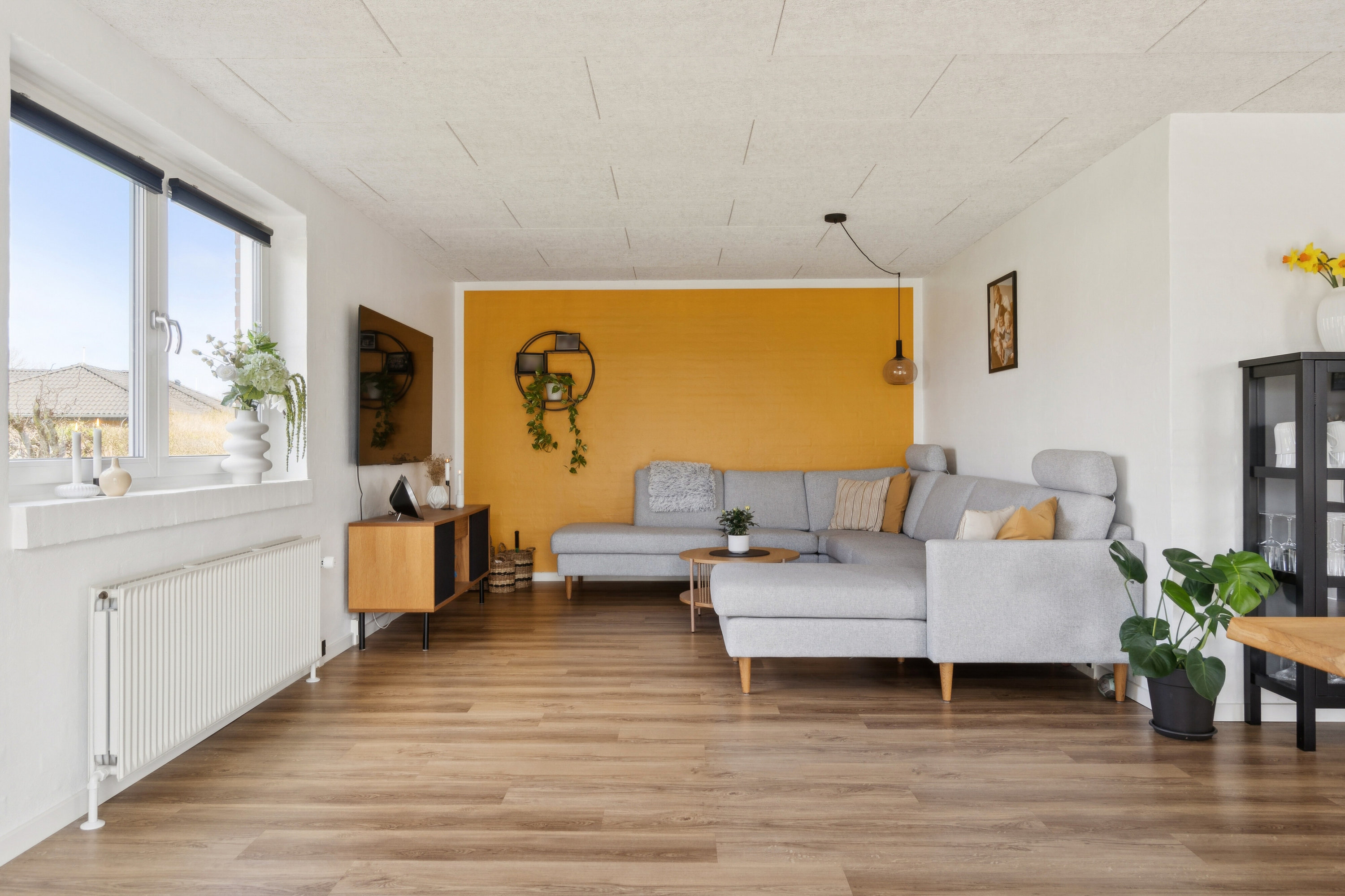 Fremhævet stue billede i fuldskærmstilstand. Billede af Røllikevej 37, 7700 Thisted