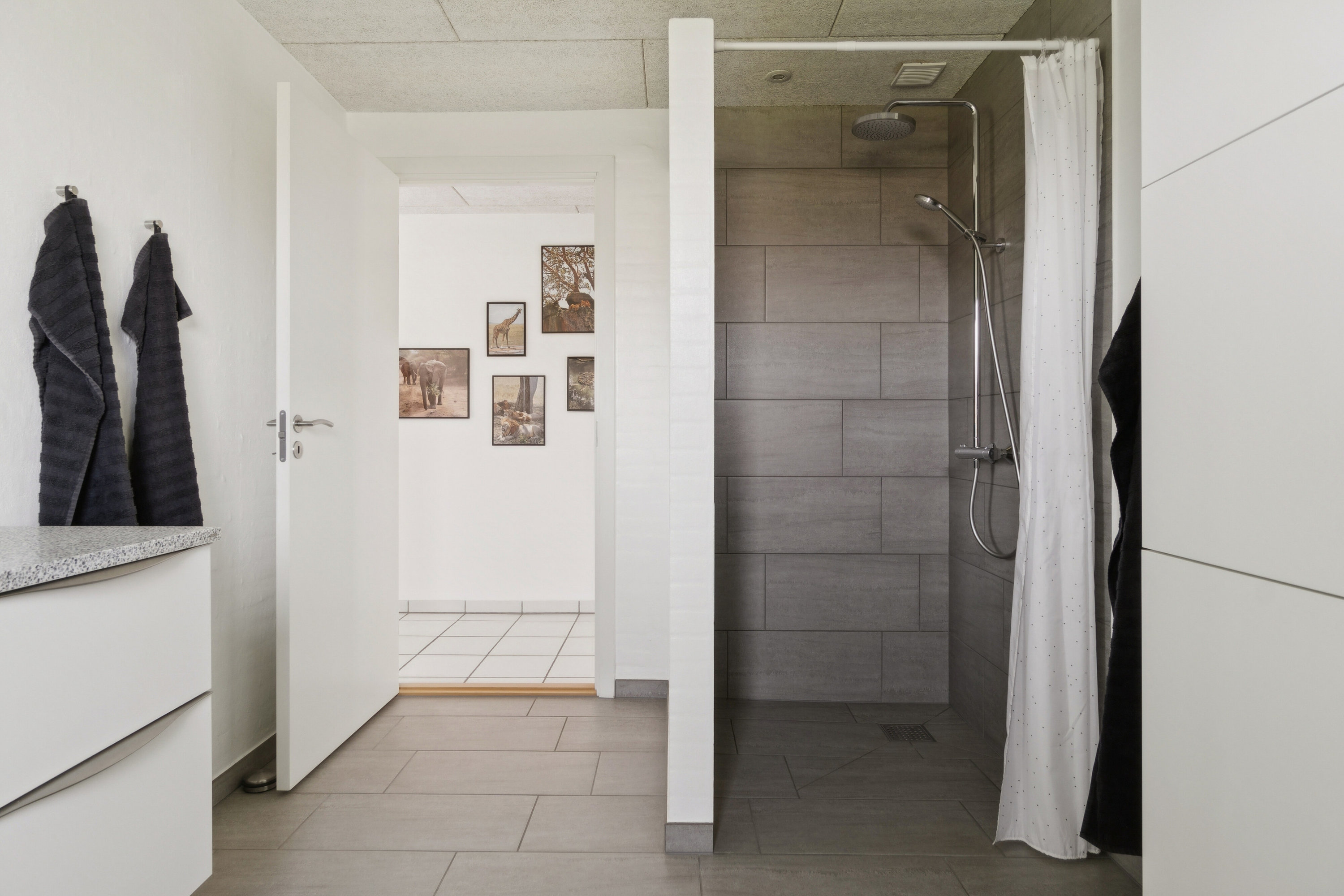 Fremhævet badeværelse billede i fuldskærmstilstand. Billede af Røllikevej 37, 7700 Thisted