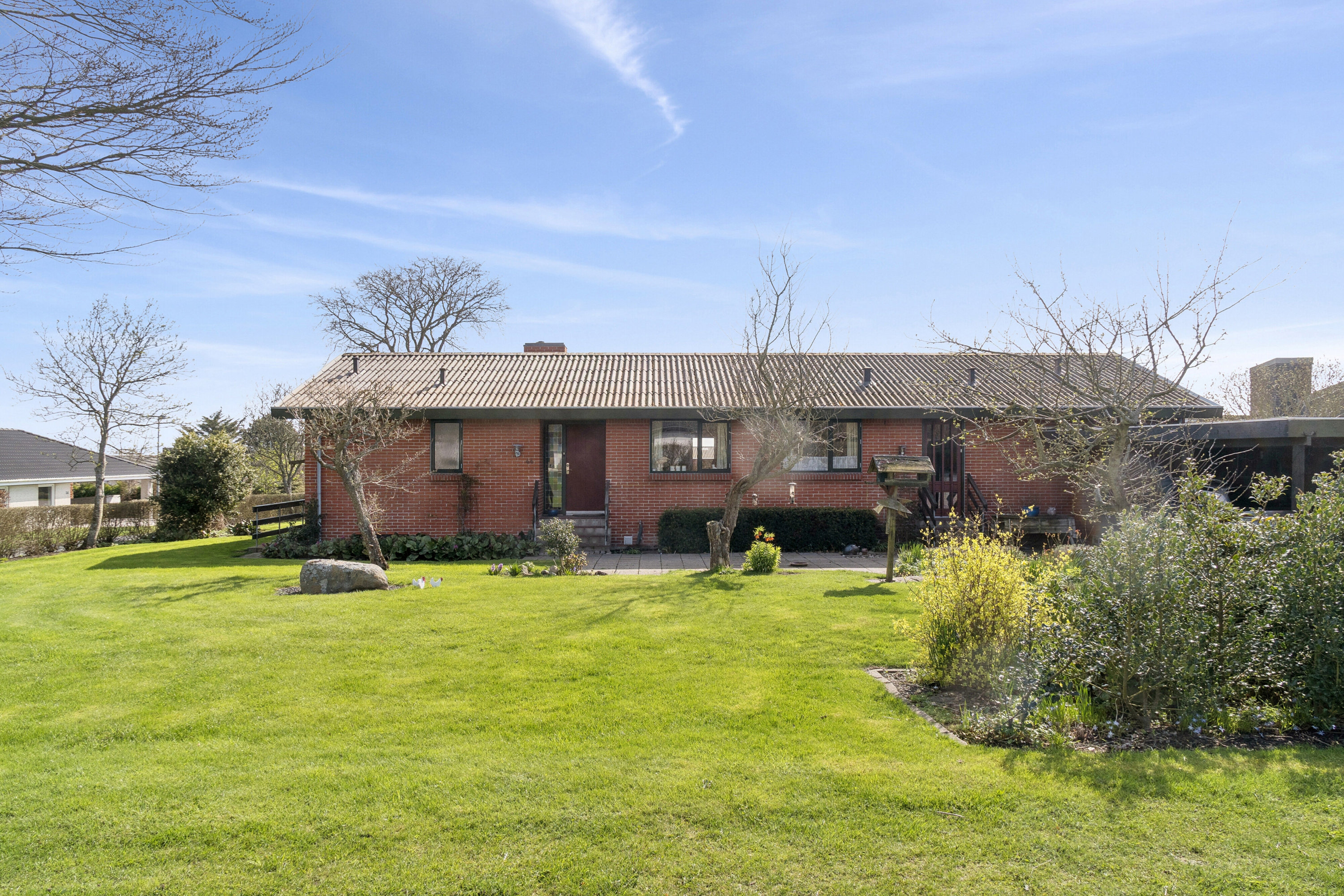 Fremhævet set fra haven billede i fuldskærmstilstand. Billede af Klosterengen 44, Sennels, 7700 Thisted