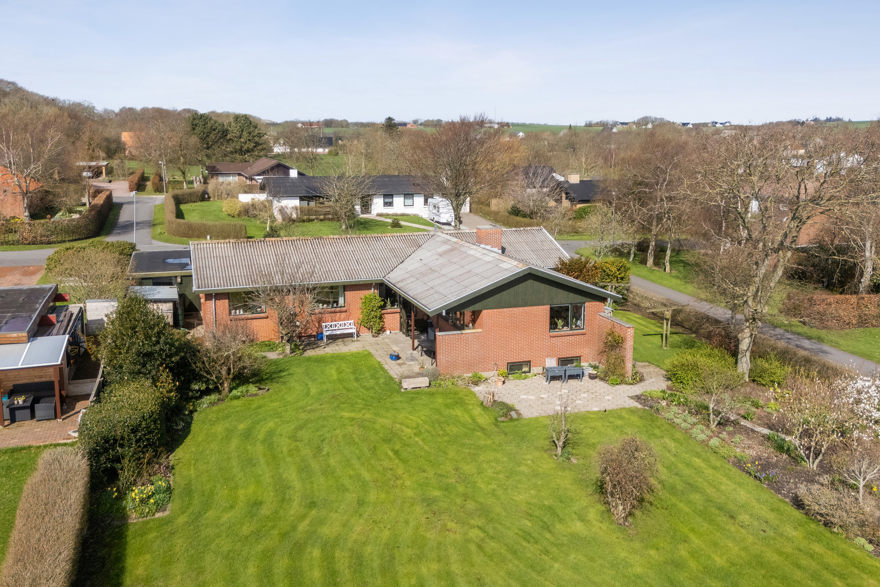 Fremhævet set fra haven billede i fuldskærmstilstand. Billede af Klosterengen 44, Sennels, 7700 Thisted