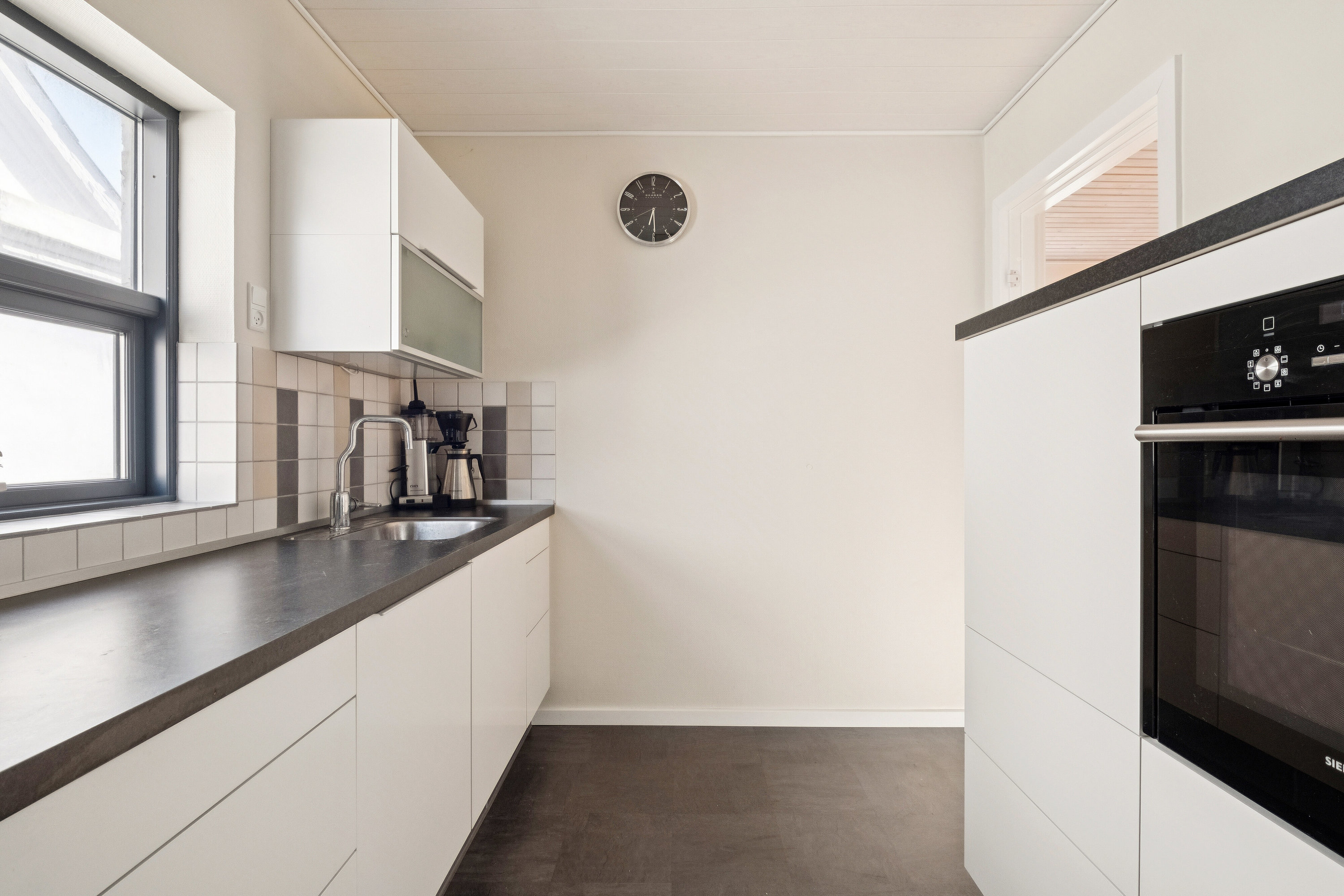 Fremhævet køkken billede i fuldskærmstilstand. Billede af Bispensgade 56, 9800 Hjørring