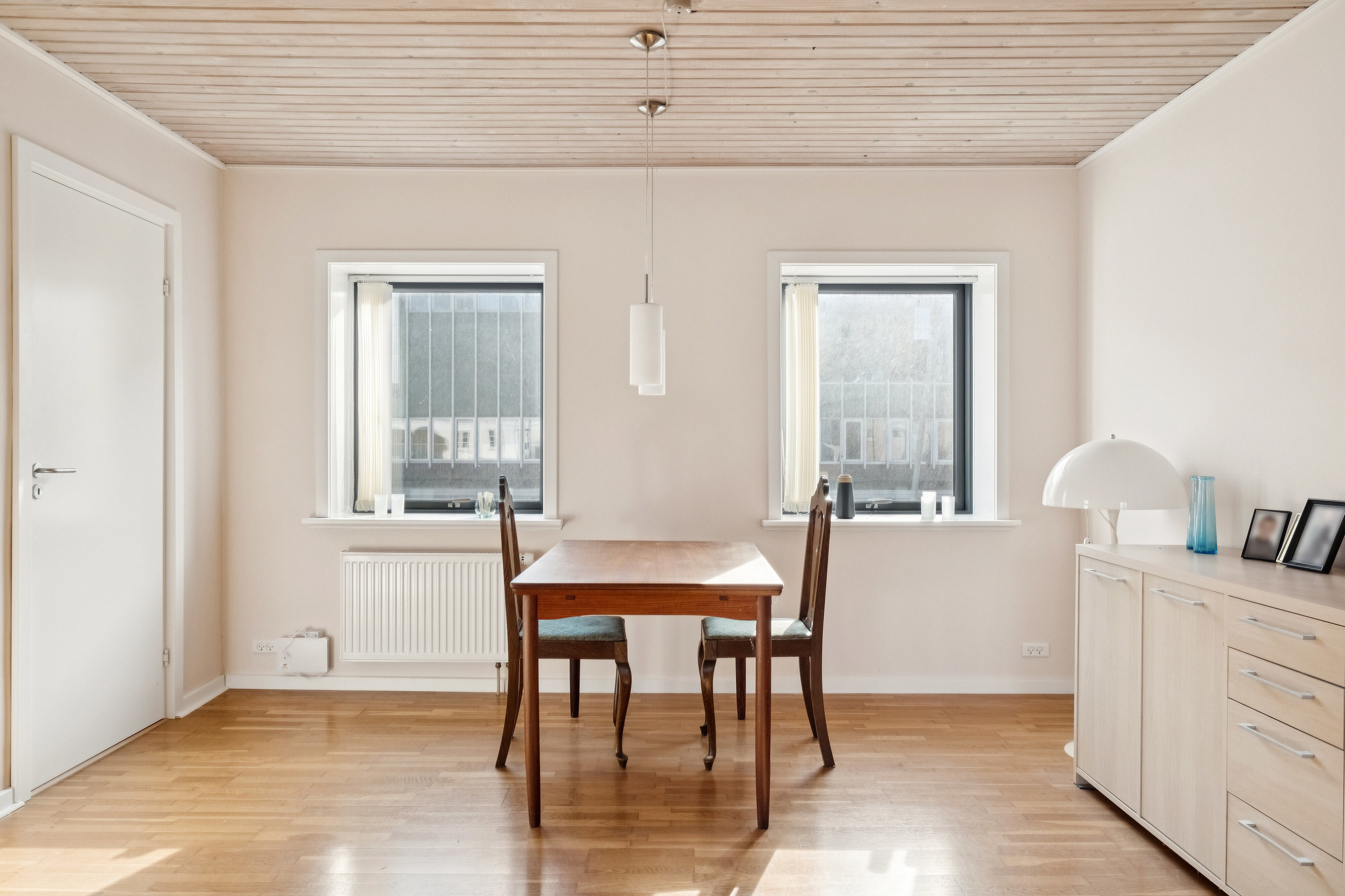 Fremhævet spisestue billede i fuldskærmstilstand. Billede af Bispensgade 56, 9800 Hjørring