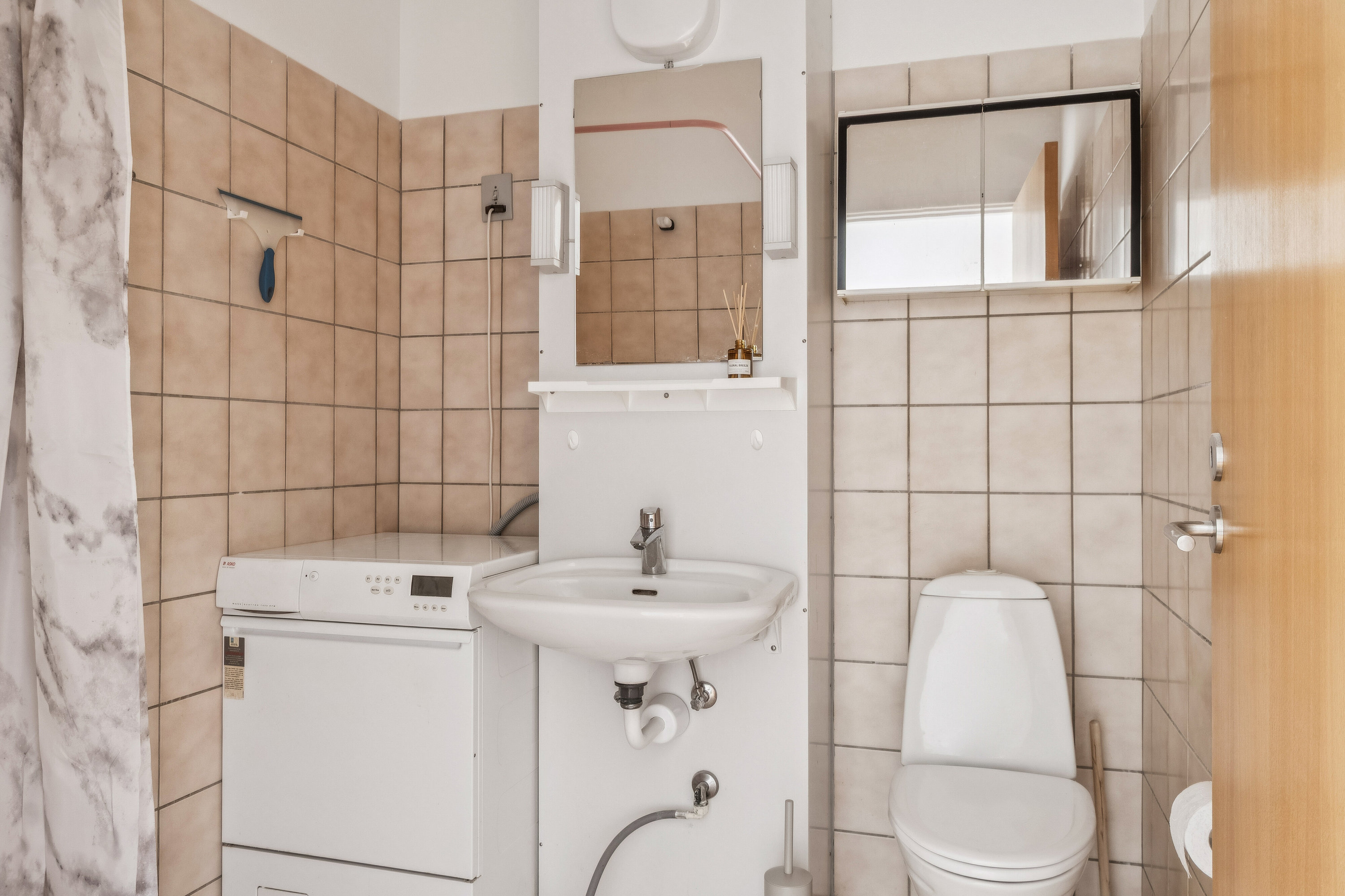 Fremhævet badeværelse billede i fuldskærmstilstand. Billede af Gørtlergade 34, 4200 Slagelse