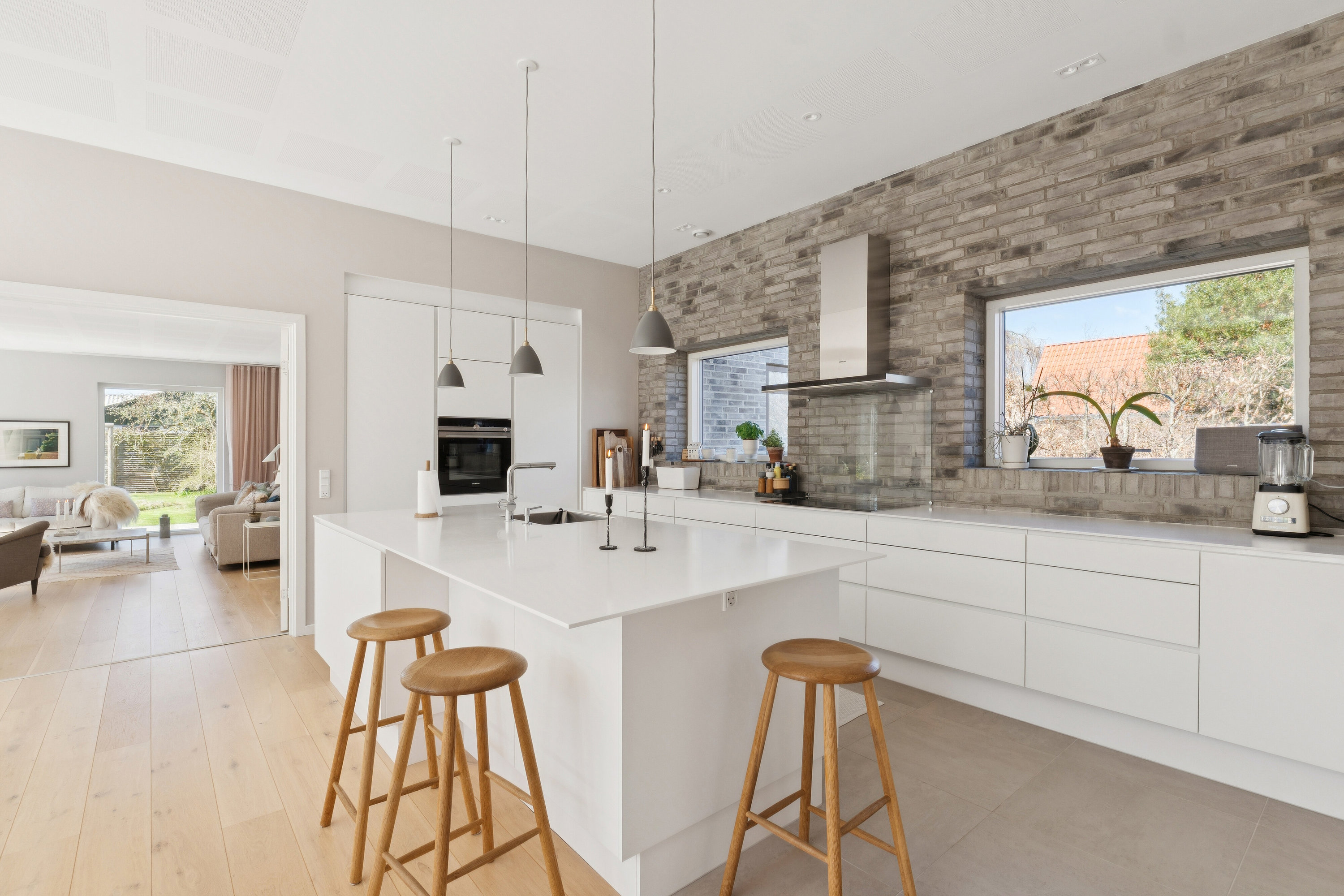 Fremhævet køkken billede i fuldskærmstilstand. Billede af Langagervej 16, Himmelev, 4000 Roskilde