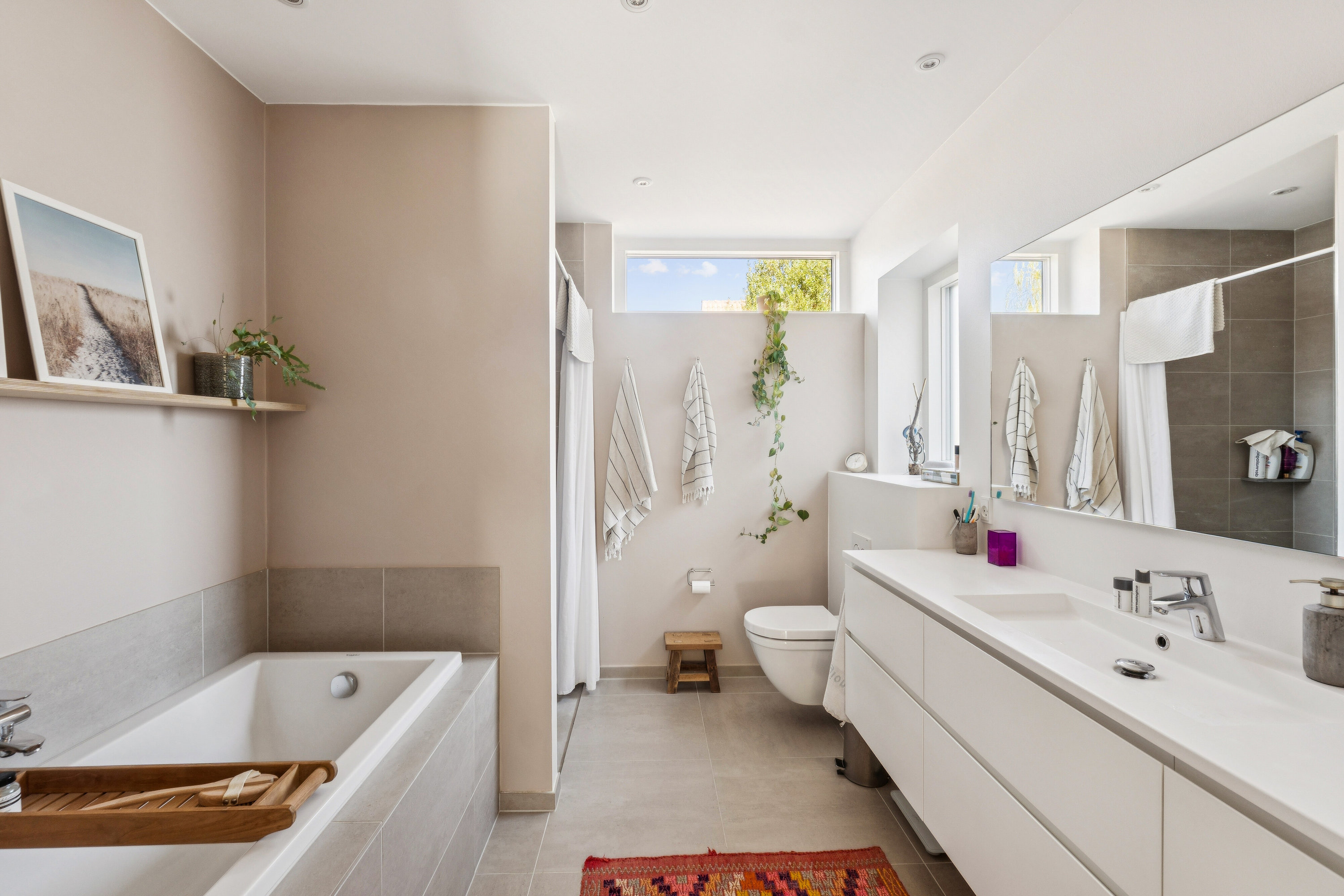 Fremhævet badeværelse billede i fuldskærmstilstand. Billede af Langagervej 16, Himmelev, 4000 Roskilde