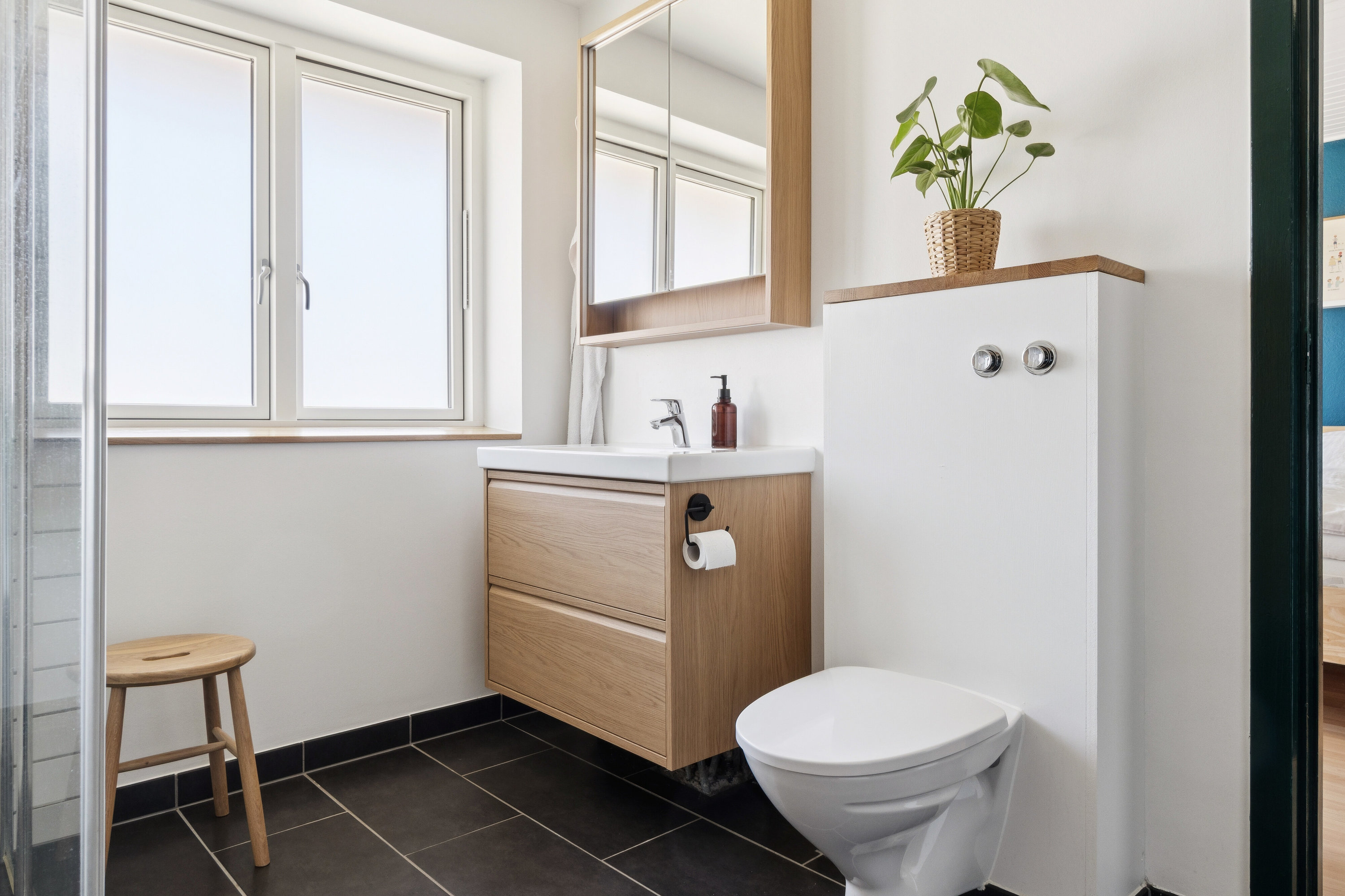 Fremhævet badeværelse billede i fuldskærmstilstand. Billede af Rådyrvænget 172, 5800 Nyborg