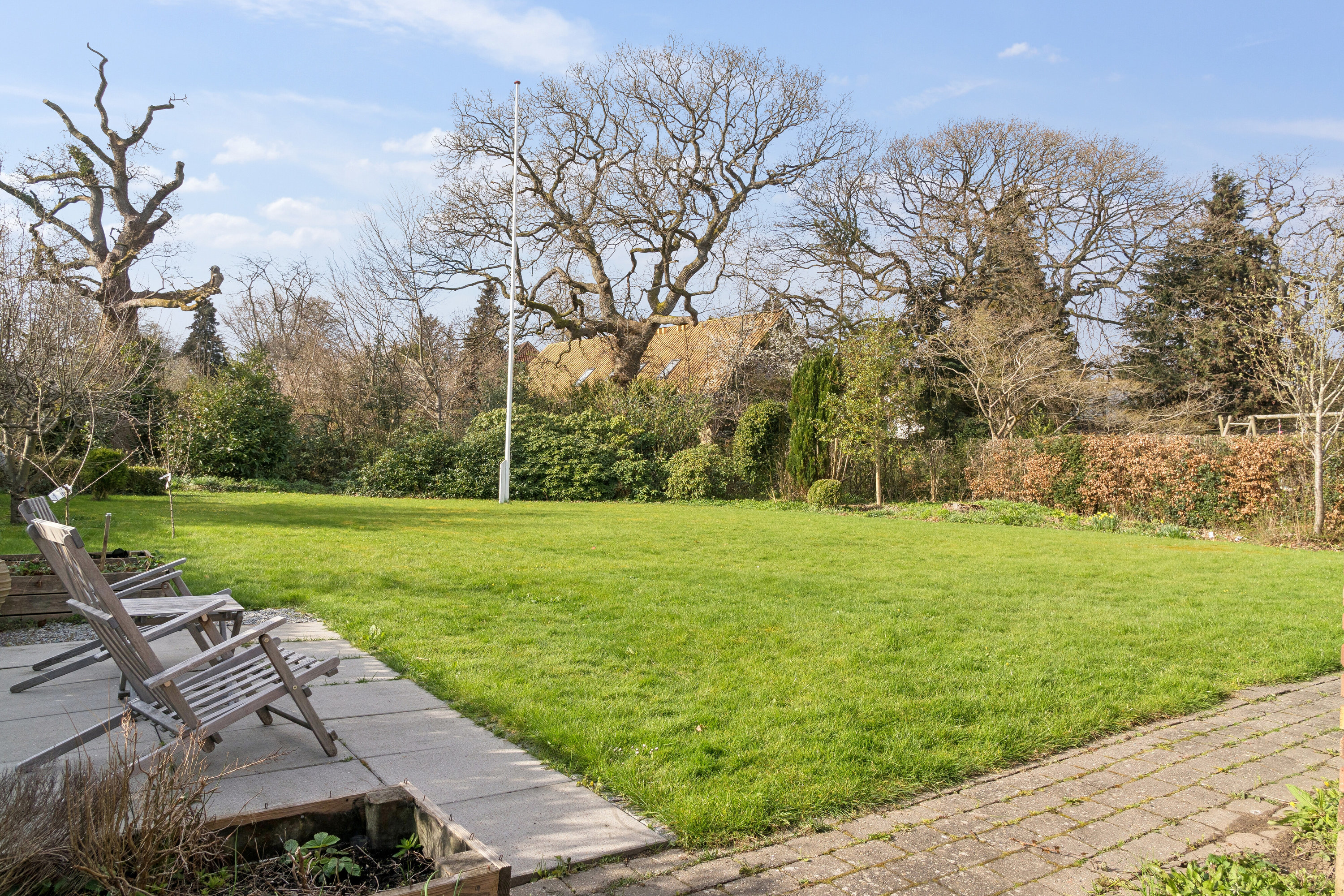 Fremhævet set fra haven billede i fuldskærmstilstand. Billede af Egebæksvej 11, 8270 Højbjerg