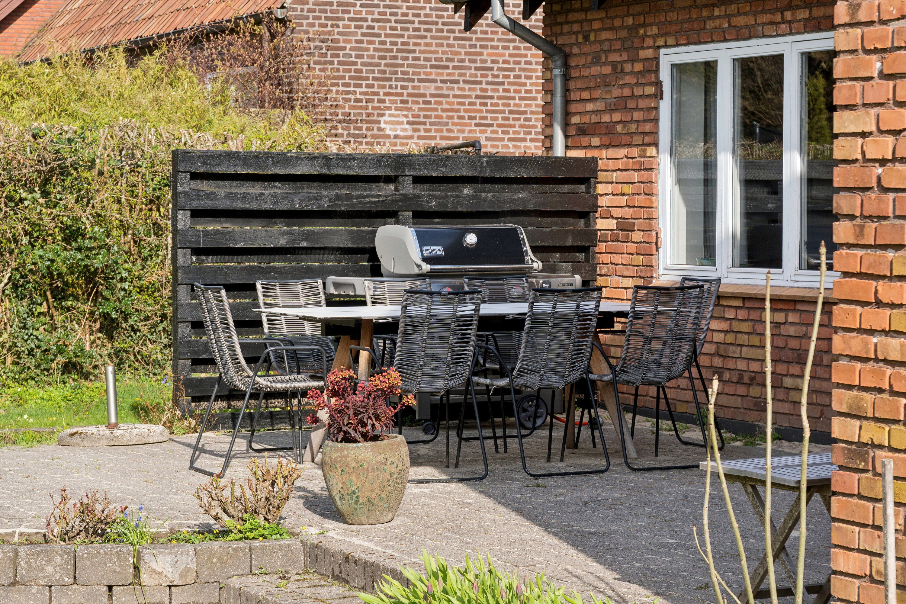 Fremhævet terrasse billede i fuldskærmstilstand. Billede af Egebæksvej 11, 8270 Højbjerg