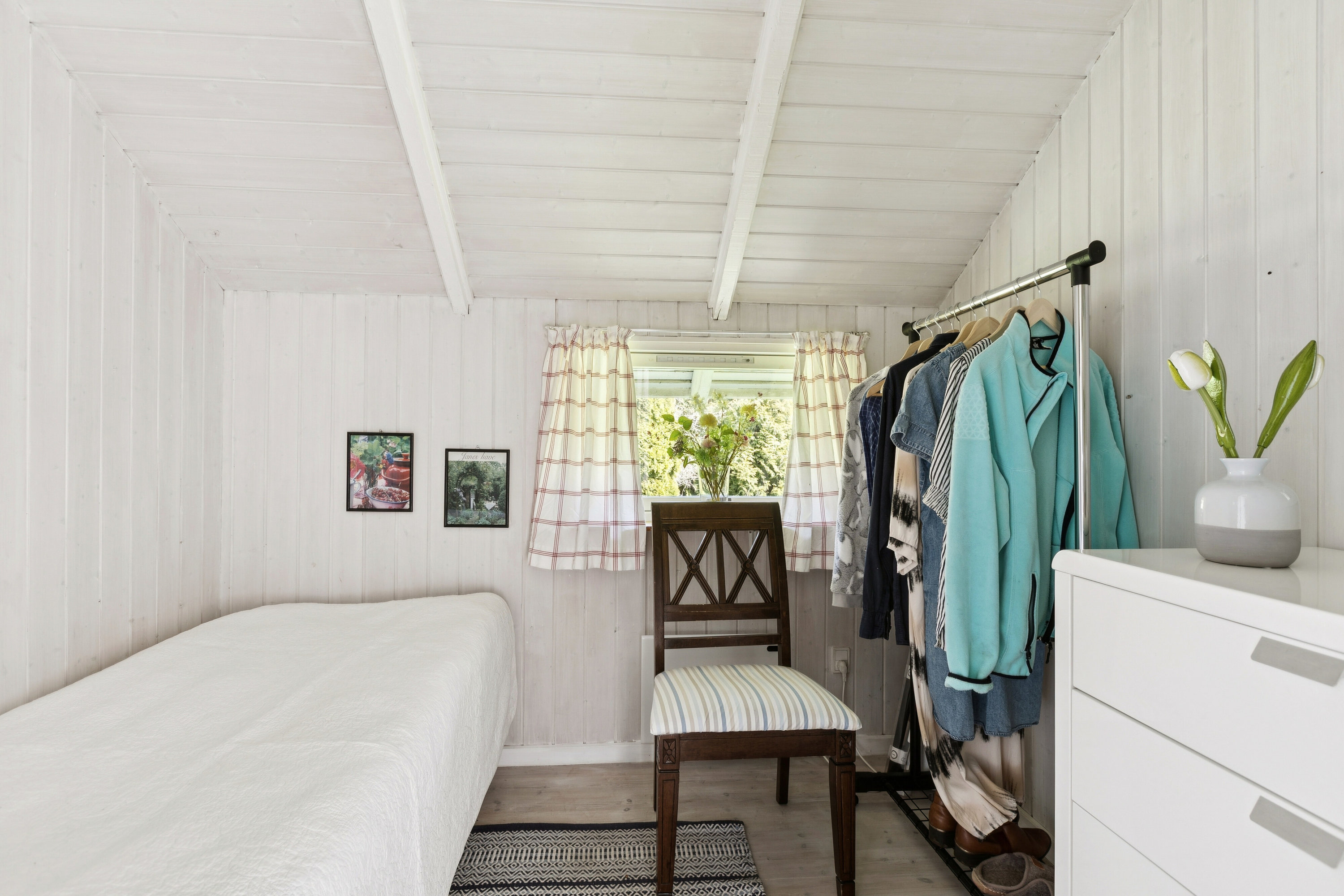 Fremhævet soveværelse billede i fuldskærmstilstand. Billede af Sandløbervej 21, 4760 Vordingborg