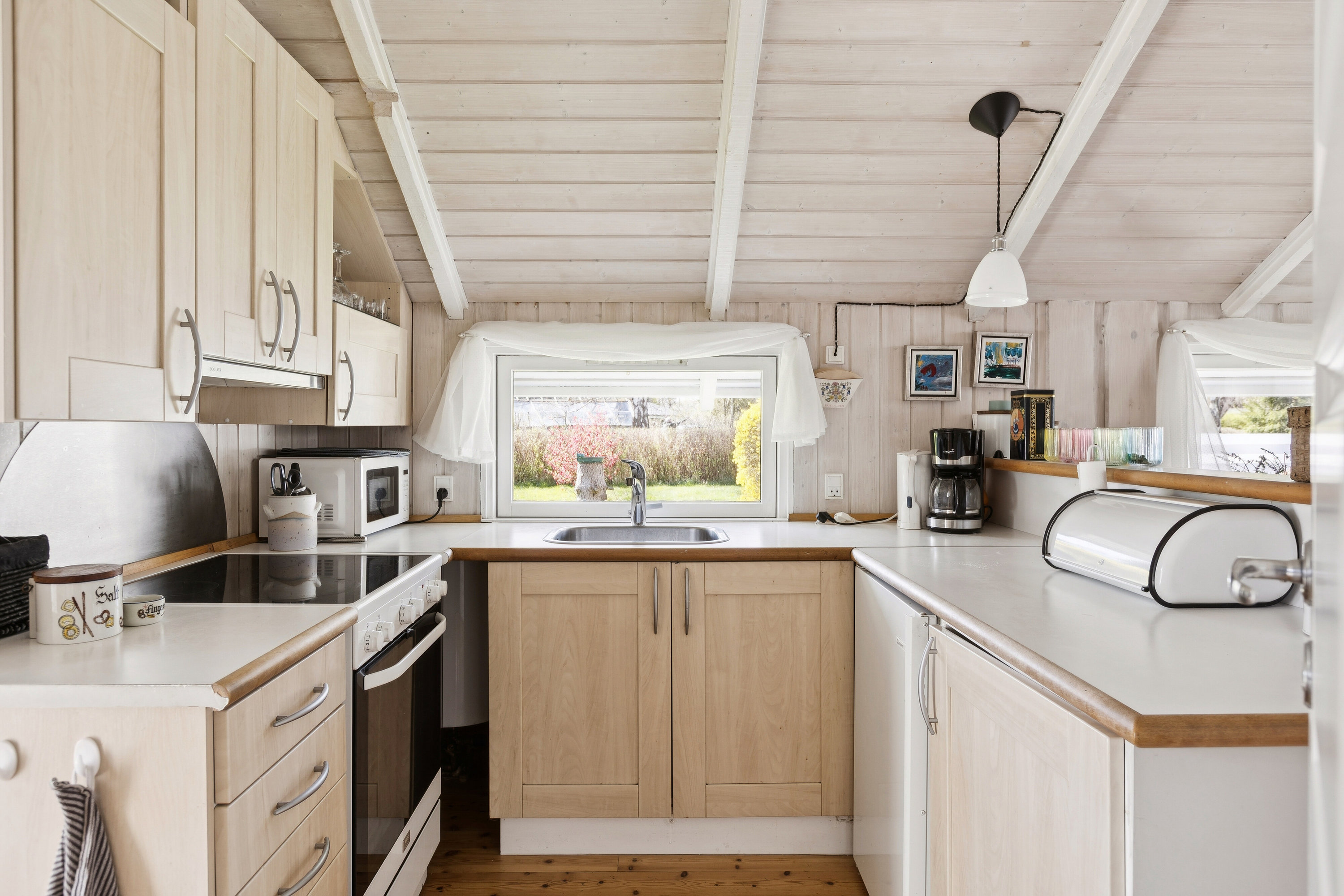 Fremhævet køkken billede i fuldskærmstilstand. Billede af Sandløbervej 21, 4760 Vordingborg