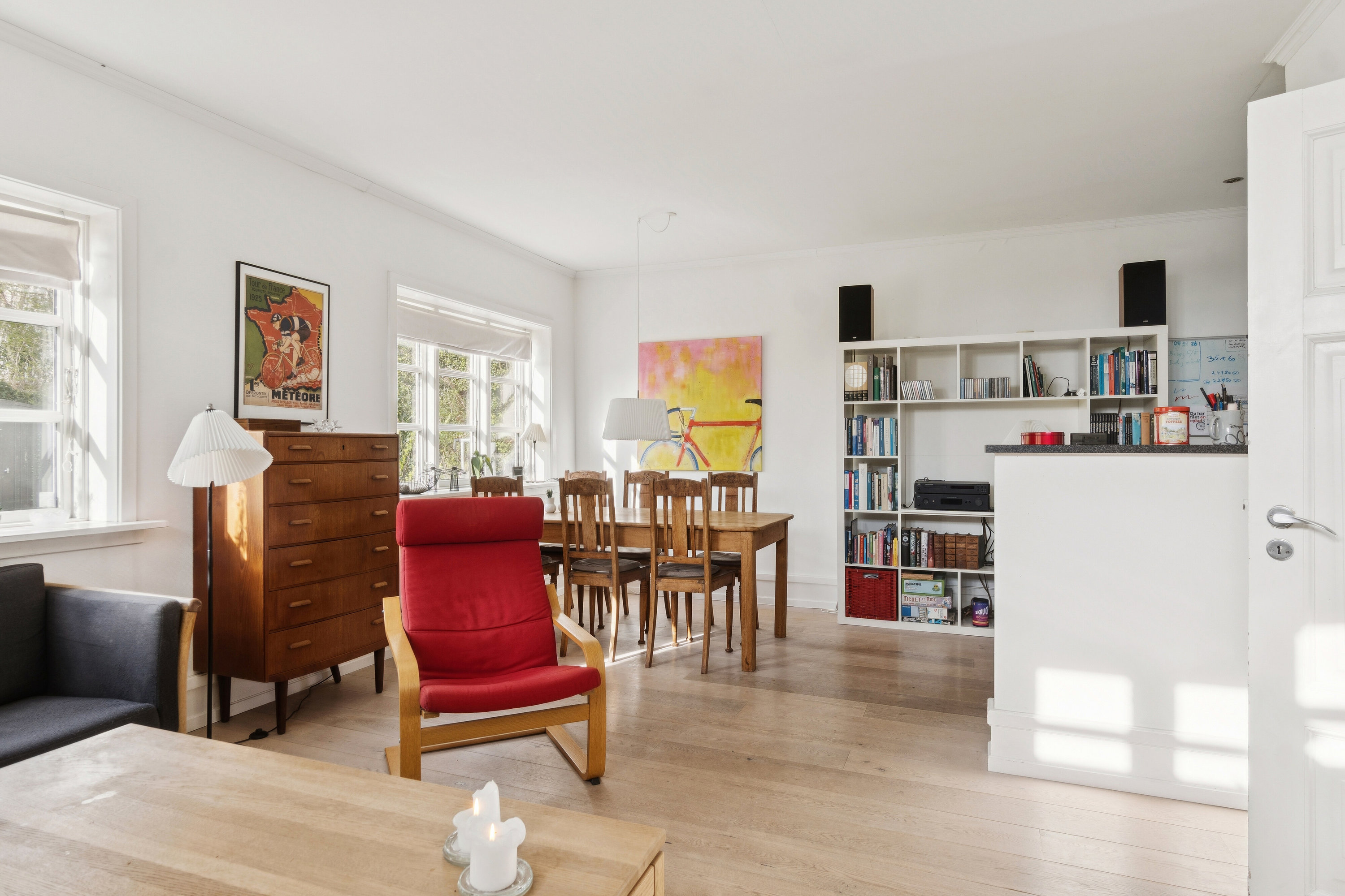 Fremhævet stue billede i fuldskærmstilstand. Billede af Valentin Jensensvej 19, 4400 Kalundborg