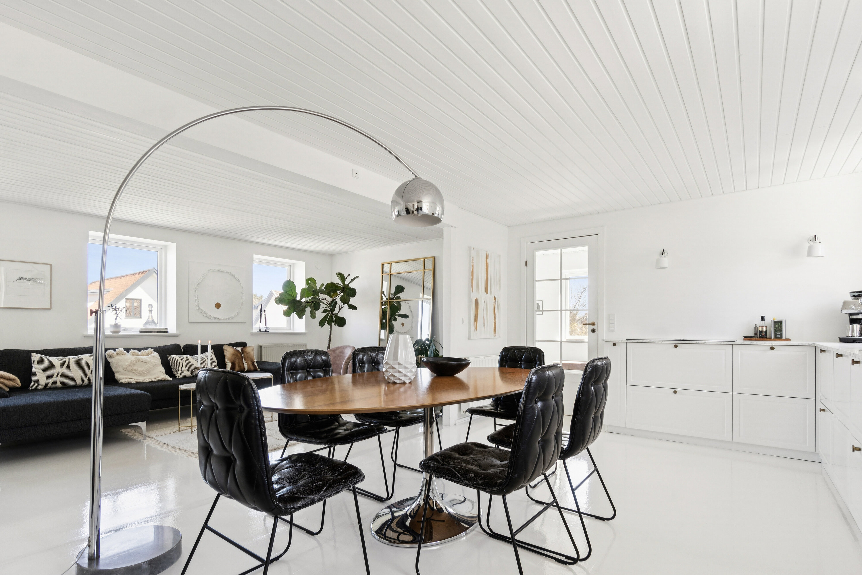 Fremhævet spisestue billede i fuldskærmstilstand. Billede af Strandvejen 57, Allinge, 3770 Allinge