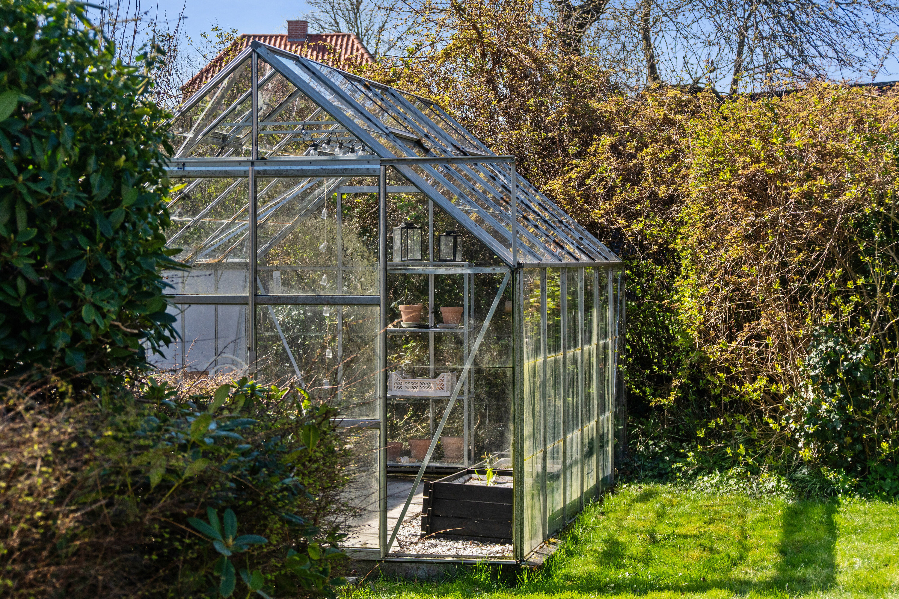 Fremhævet set fra haven billede i fuldskærmstilstand. Billede af Gartnervænget 5, 8310 Tranbjerg J