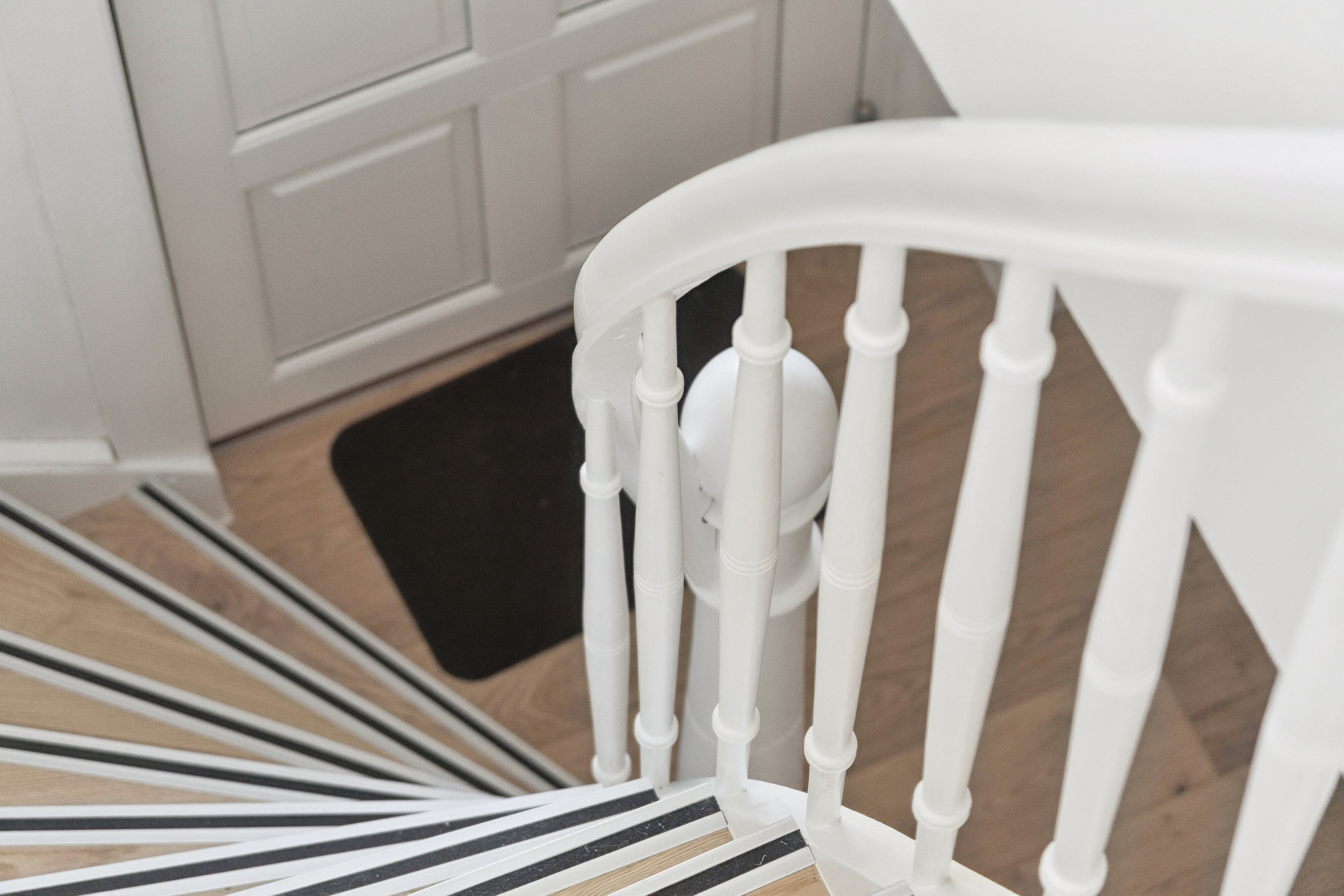 Fremhævet opgang billede i fuldskærmstilstand. Billede af Gartnervænget 5, 8310 Tranbjerg J