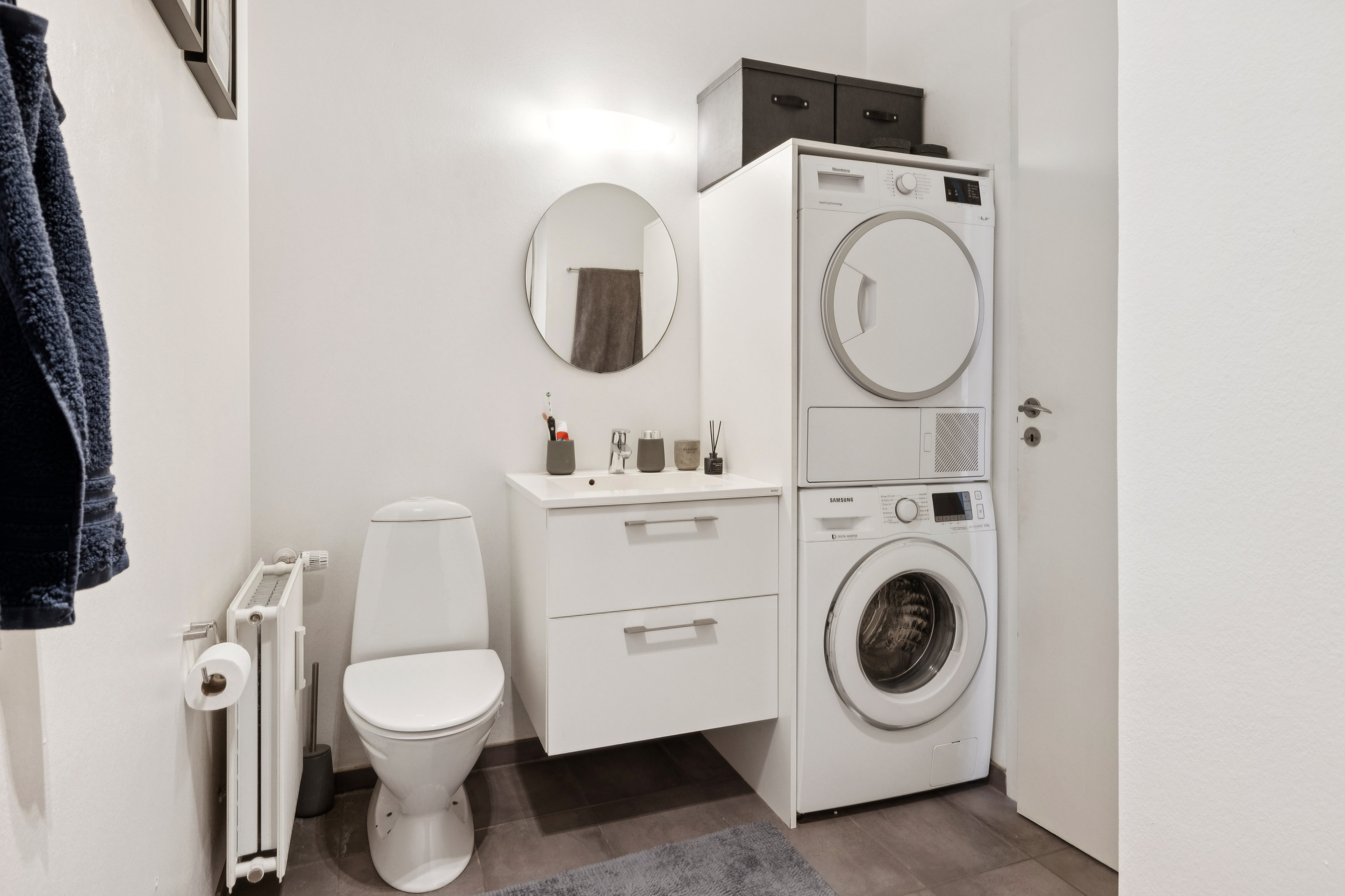 Fremhævet badeværelse billede i fuldskærmstilstand. Billede af Volden 22, 1. 20., 8800 Viborg