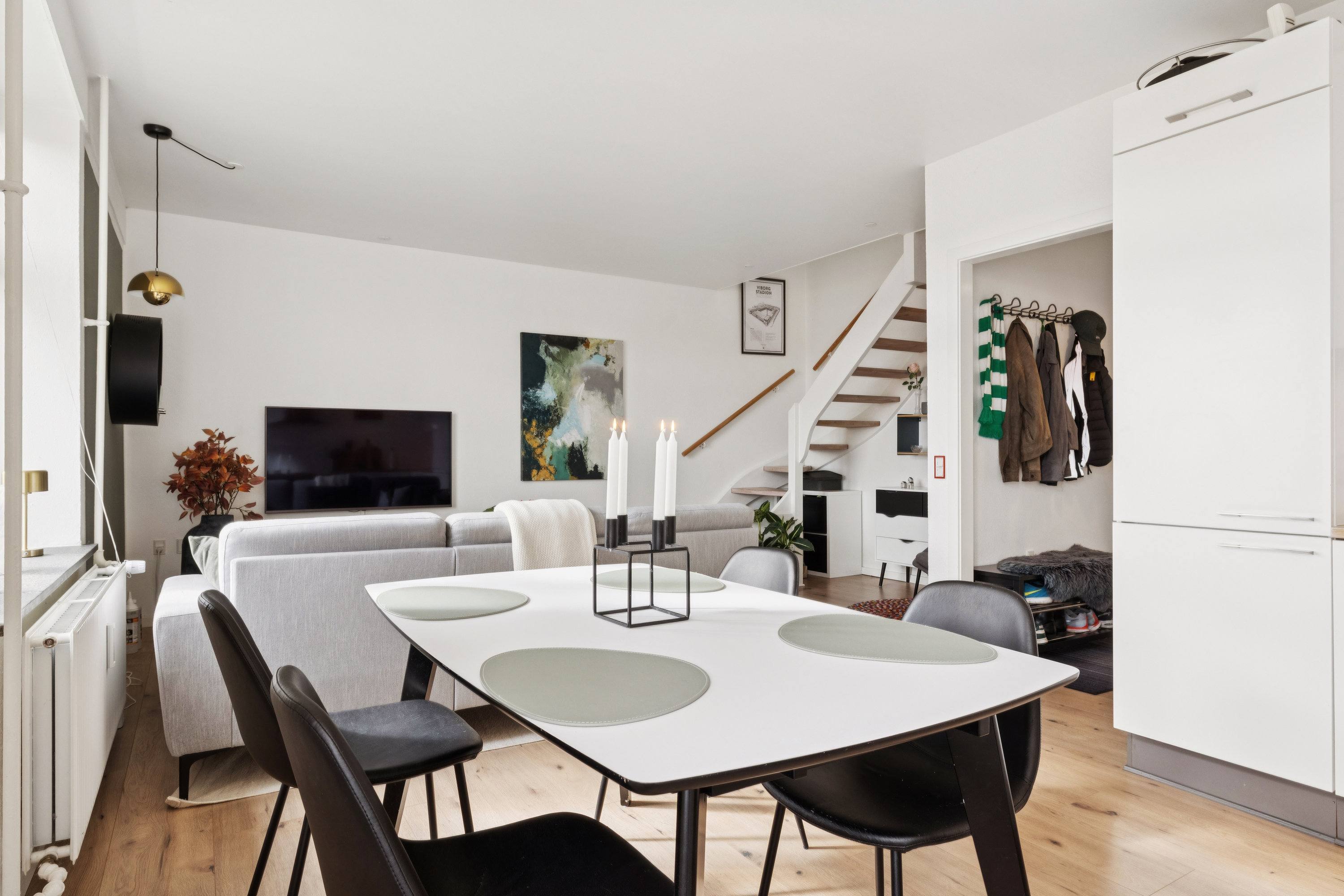 Fremhævet stue billede i fuldskærmstilstand. Billede af Volden 22, 1. 20., 8800 Viborg