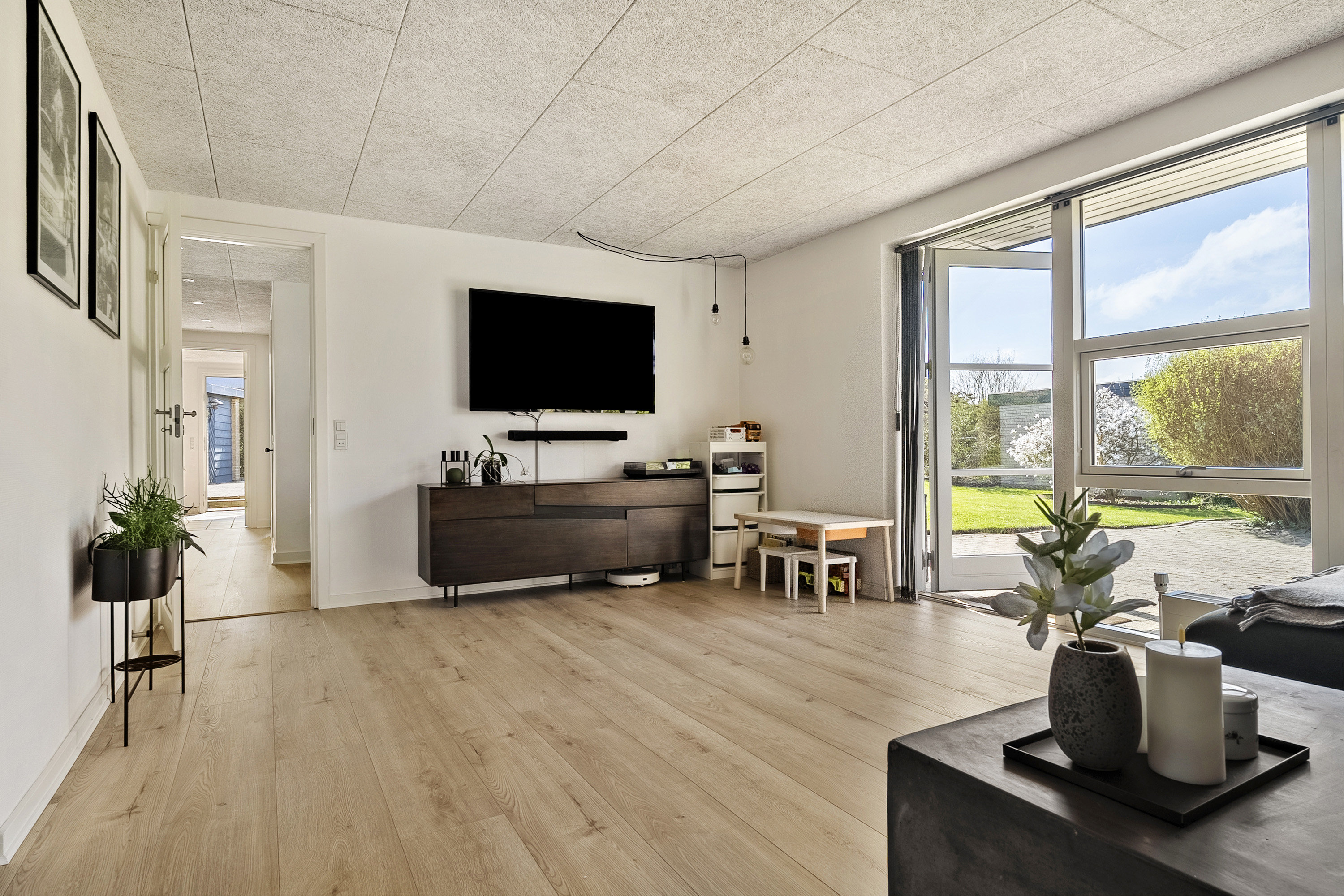 Fremhævet stue billede i fuldskærmstilstand. Billede af Torstedalle 153, 8700 Horsens