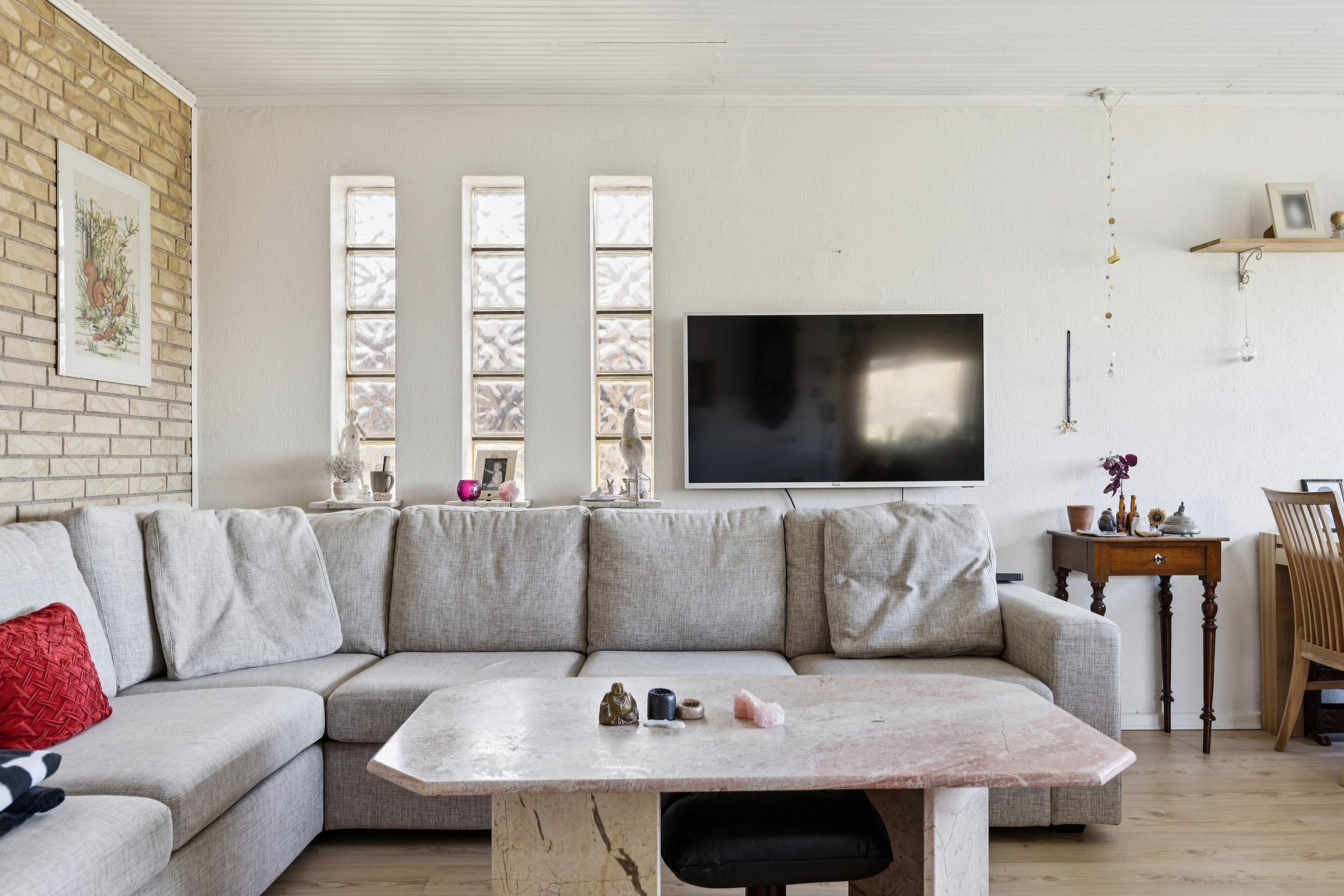 Fremhævet stue billede i fuldskærmstilstand. Billede af Bruunsmindevej 2, Toksværd, 4684 Holmegaard