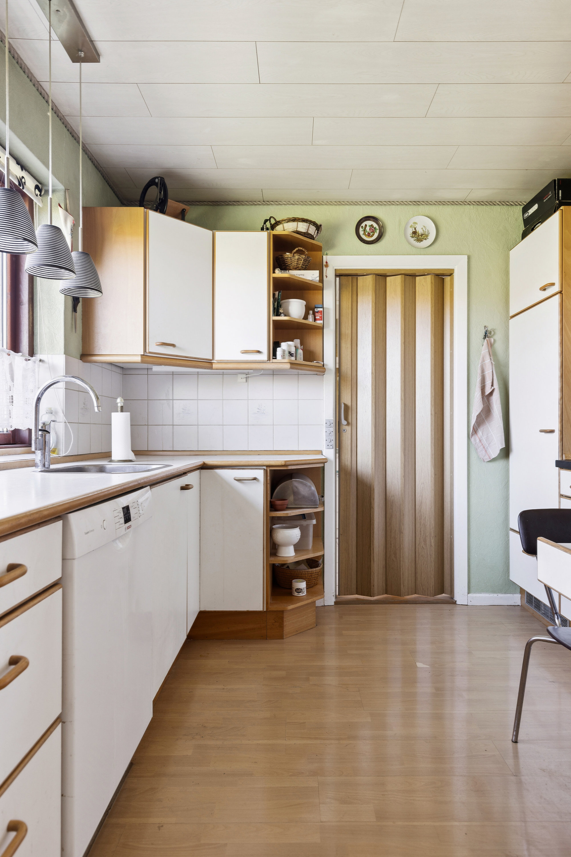 Fremhævet køkken billede i fuldskærmstilstand. Billede af Bruunsmindevej 2, Toksværd, 4684 Holmegaard