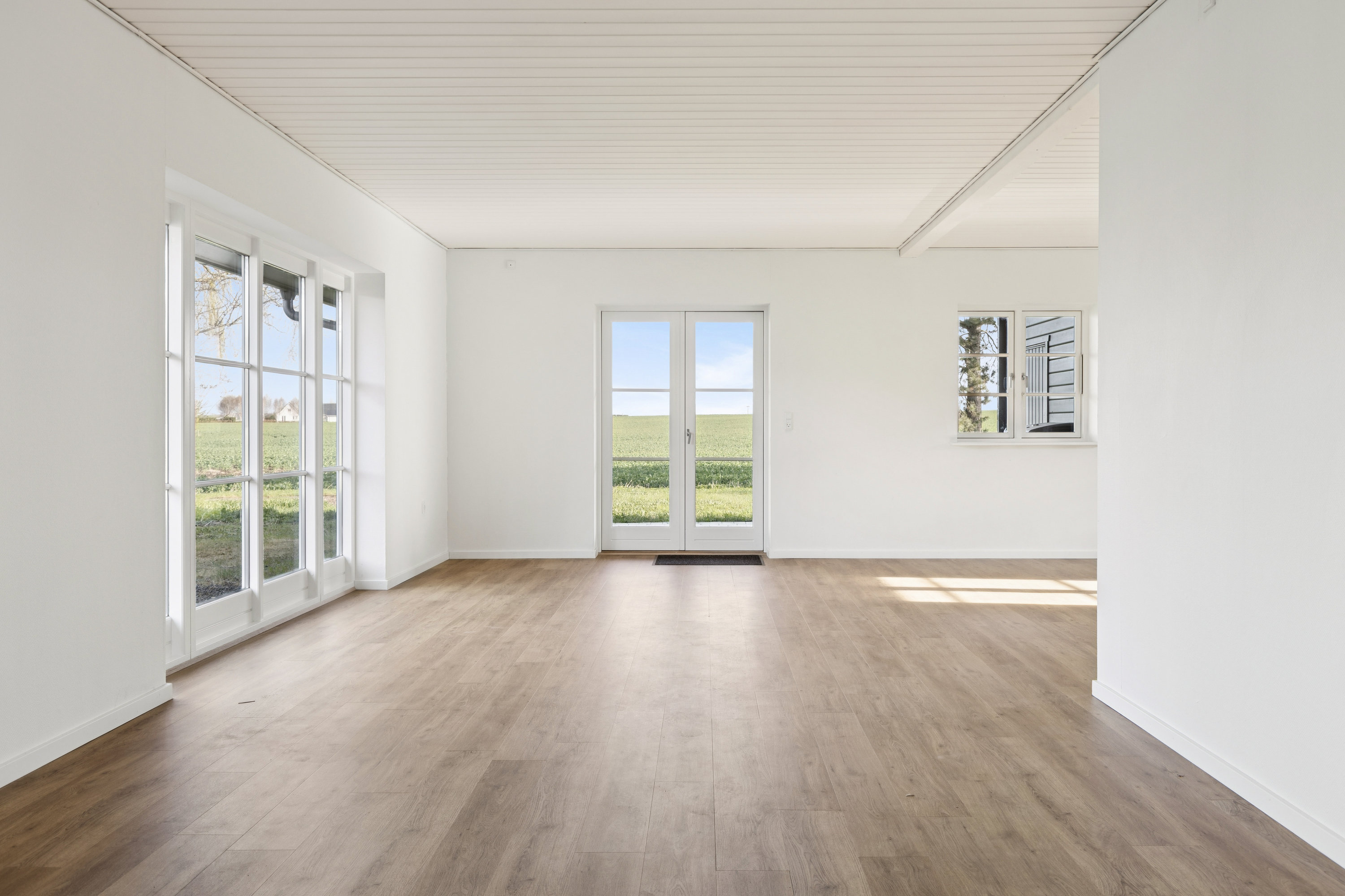 Fremhævet stue billede i fuldskærmstilstand. Billede af Toftegårdsvej 13, 4591 Føllenslev