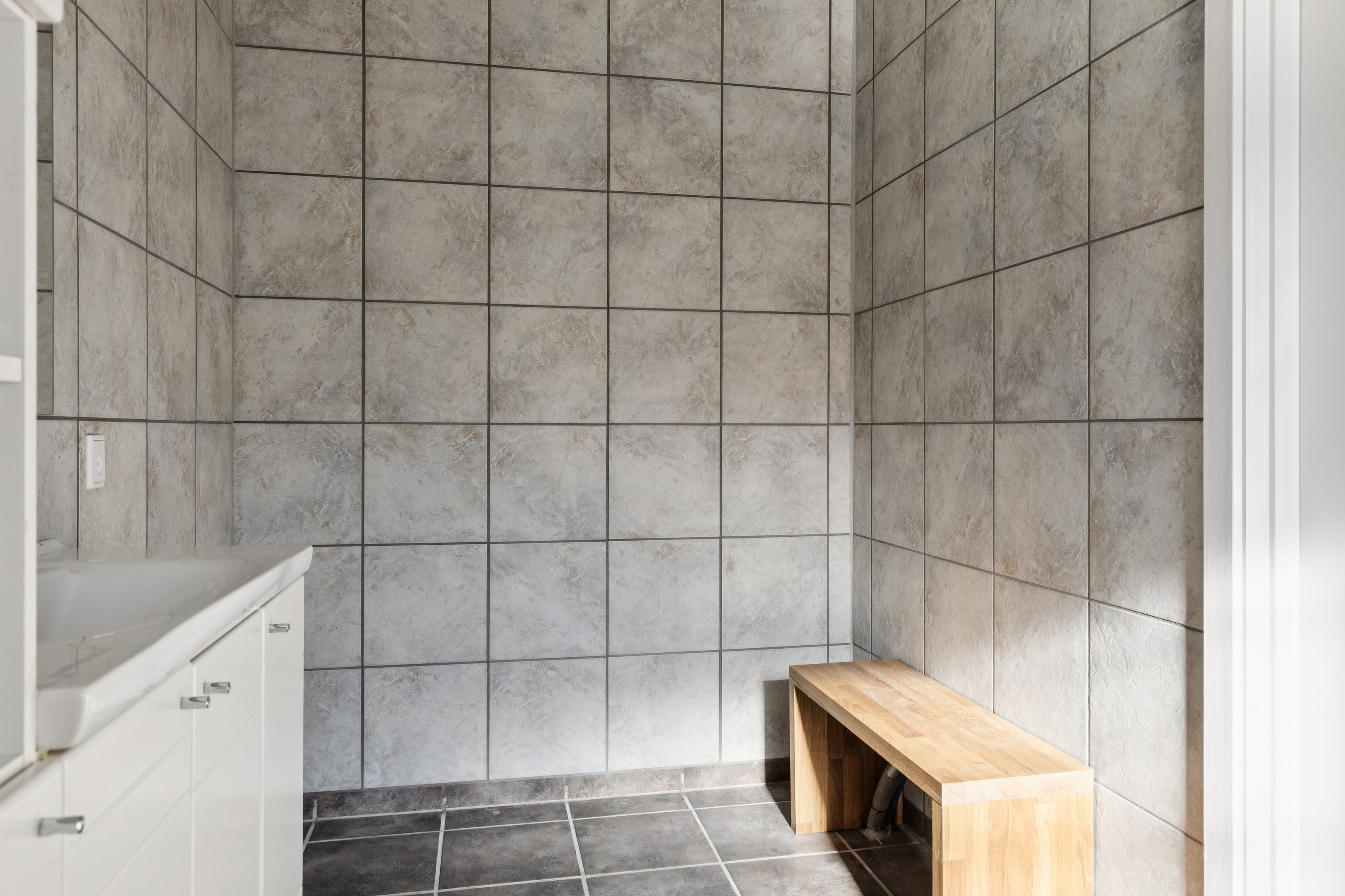 Fremhævet badeværelse billede i fuldskærmstilstand. Billede af Toftegårdsvej 13, 4591 Føllenslev