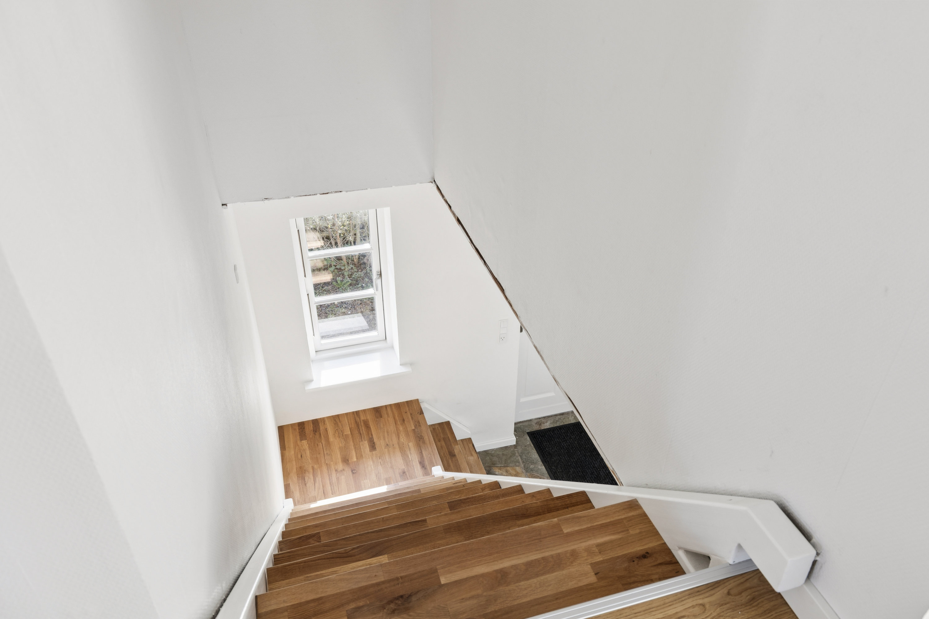 Fremhævet trappe billede i fuldskærmstilstand. Billede af Toftegårdsvej 13, 4591 Føllenslev