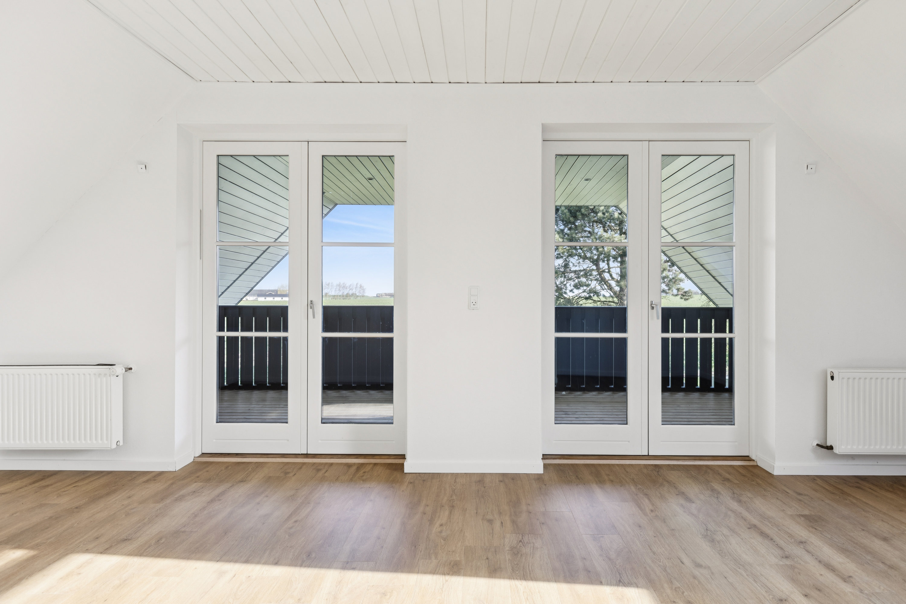 Fremhævet stue billede i fuldskærmstilstand. Billede af Toftegårdsvej 13, 4591 Føllenslev