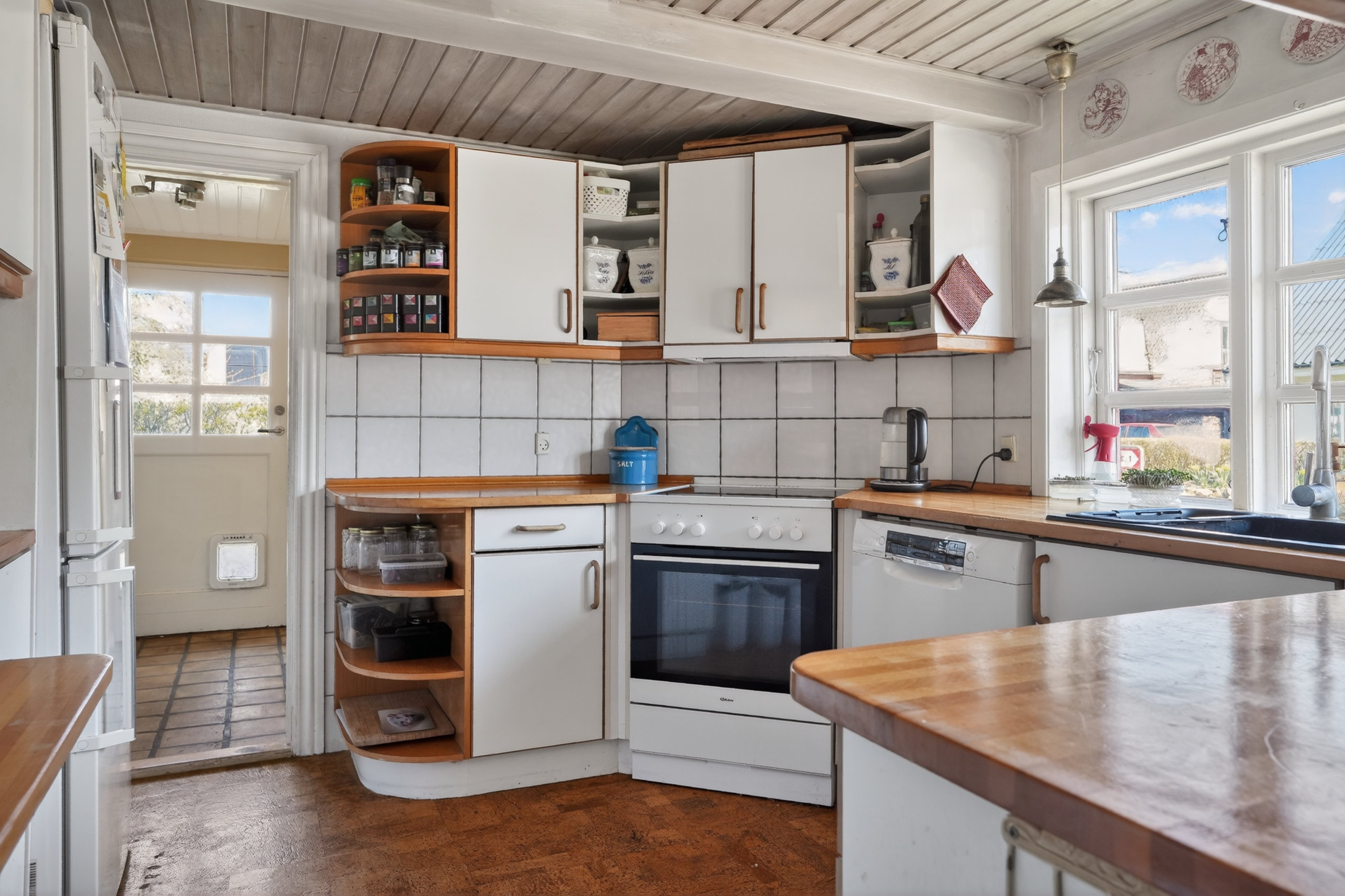 Fremhævet køkken billede i fuldskærmstilstand. Billede af Asmindrupvej 43, 4572 Nørre Asmindrup