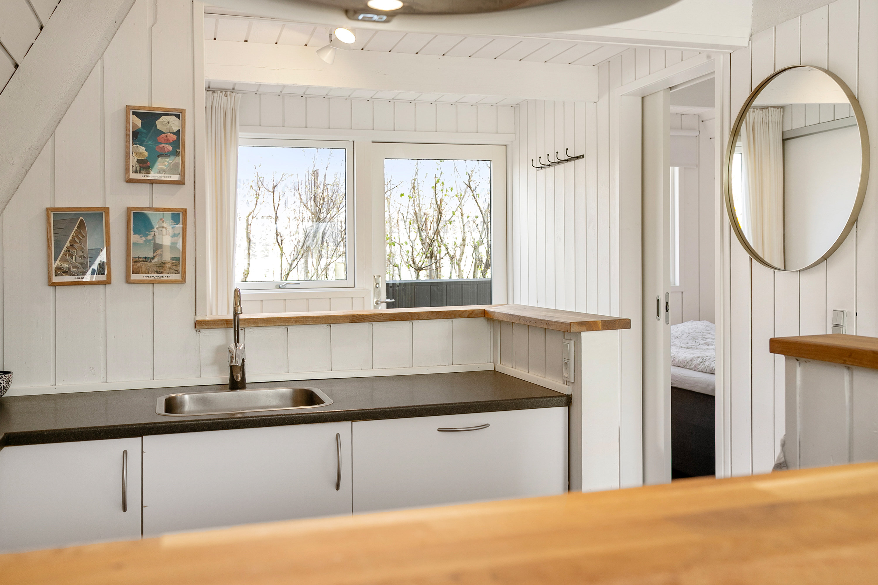 Fremhævet køkken billede i fuldskærmstilstand. Billede af Golfsvinget 143, Gatten, 9640 Farsø