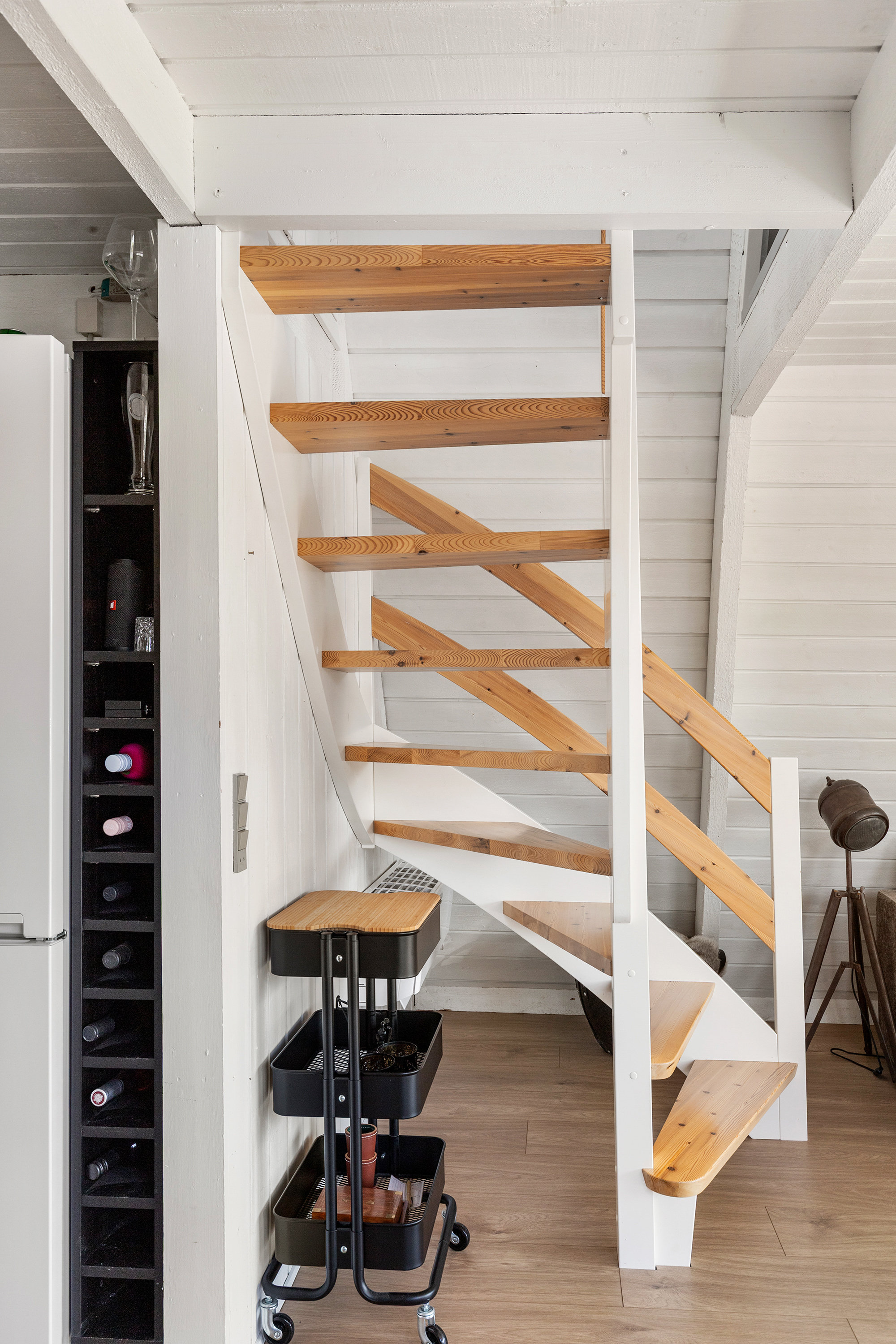 Fremhævet trappe billede i fuldskærmstilstand. Billede af Golfsvinget 143, Gatten, 9640 Farsø