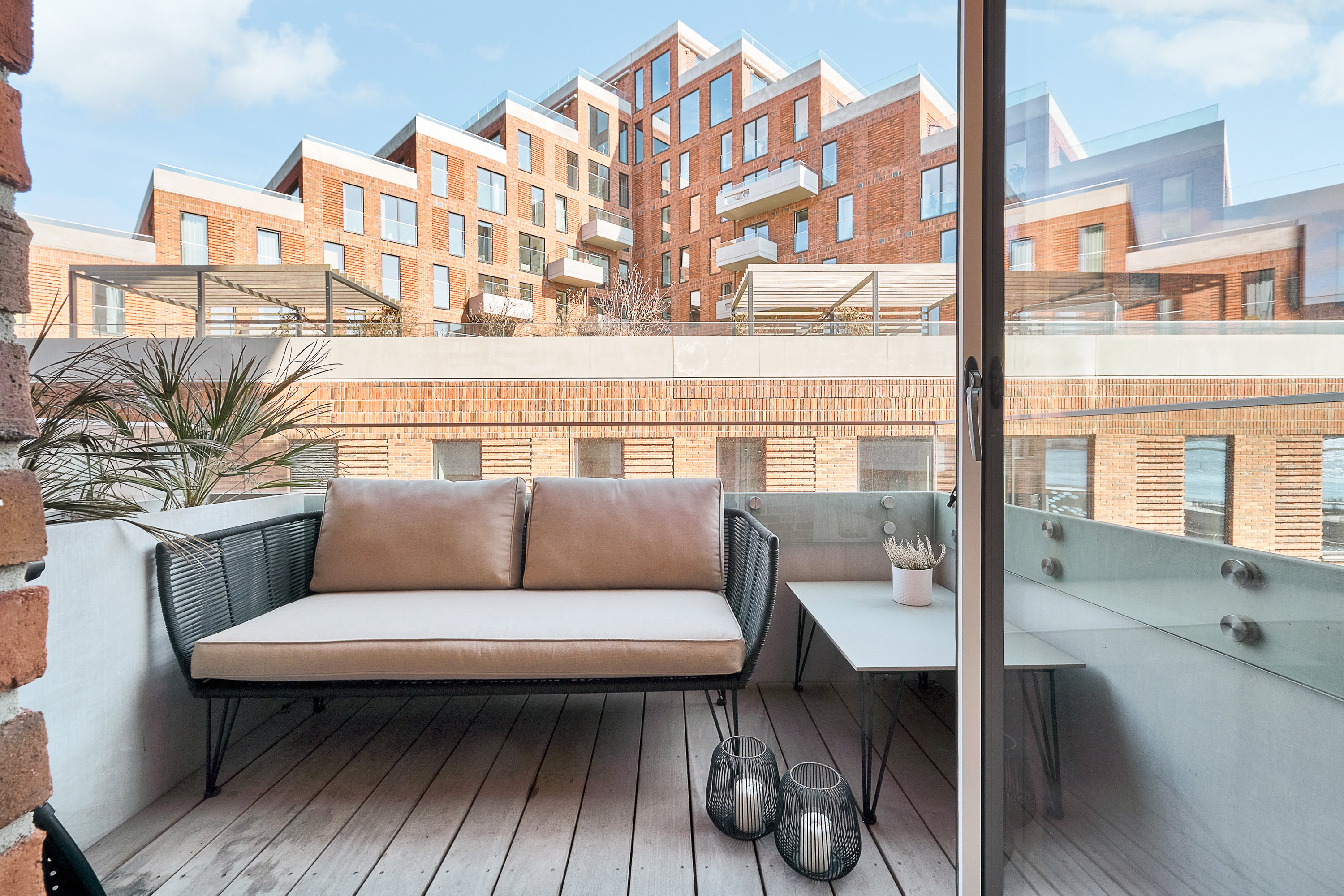 Fremhævet altan billede i fuldskærmstilstand. Billede af Nicoline Kochs Plads 5, 4. 4., 8000 Aarhus C