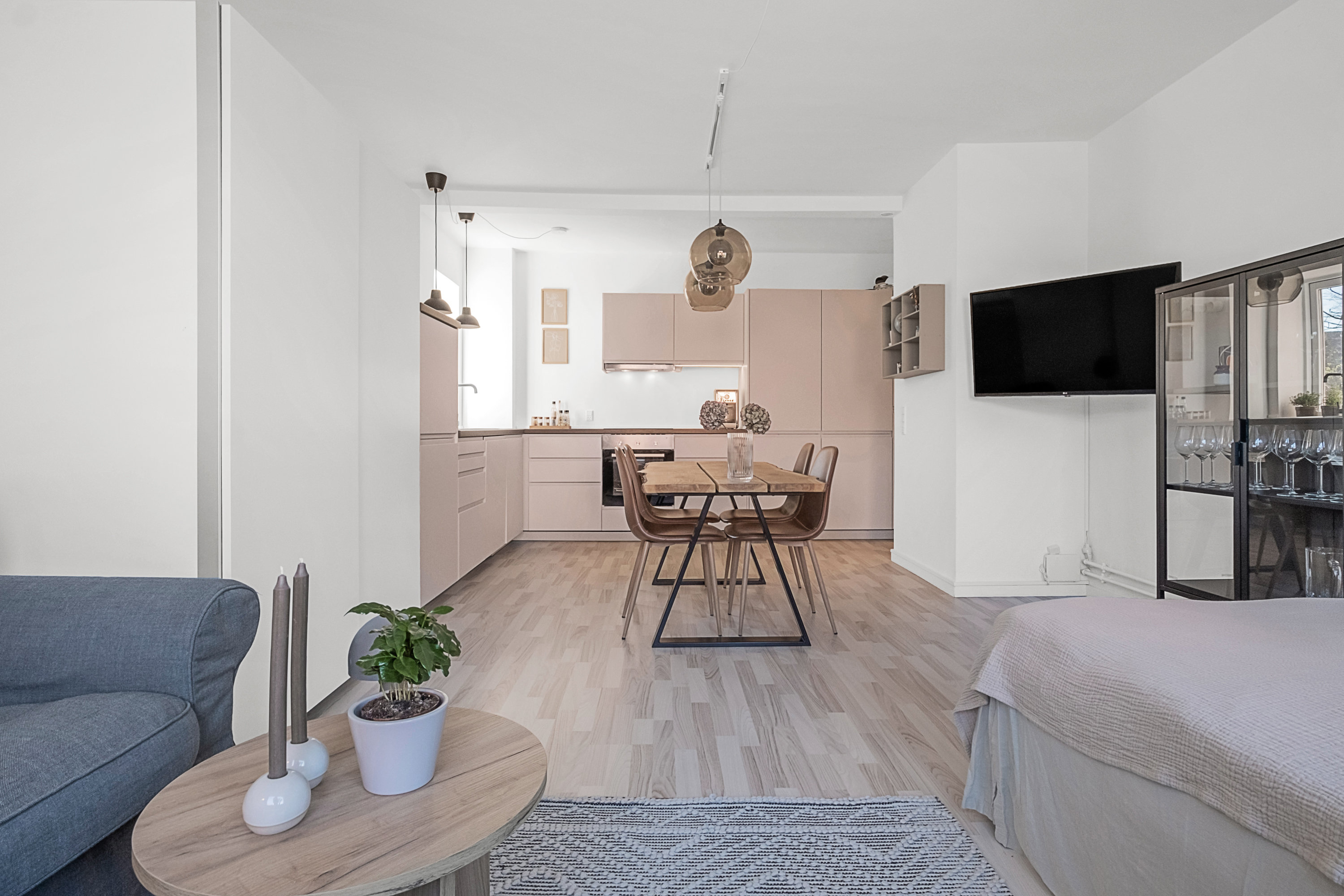 Fremhævet køkken alrum billede i fuldskærmstilstand. Billede af Langenæs Allé 45, 1. 2., 8000 Aarhus C