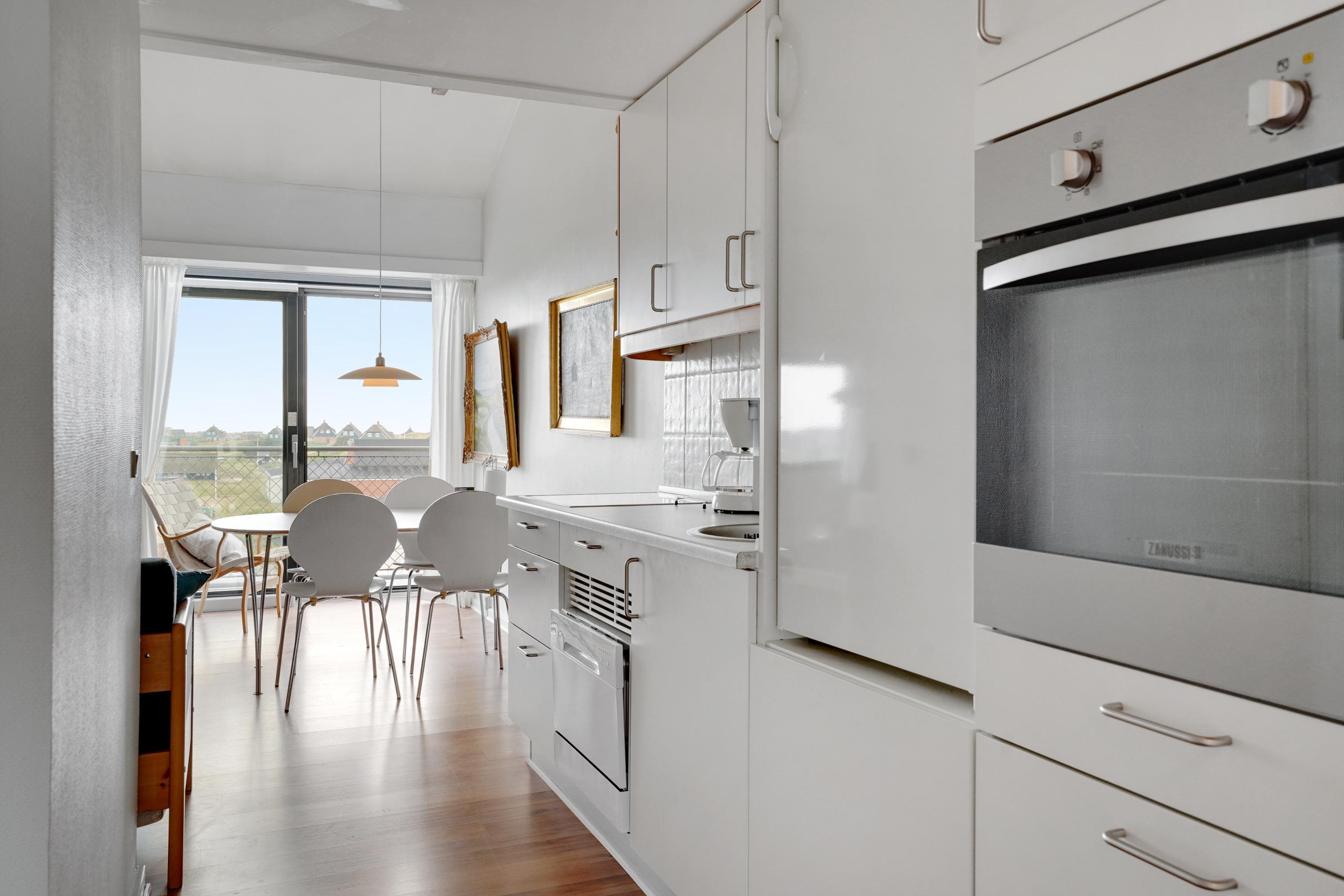 Fremhævet køkken billede i fuldskærmstilstand. Billede af Strandvejen 52, 2. 76., Fanø Bad, 6720 Fanø