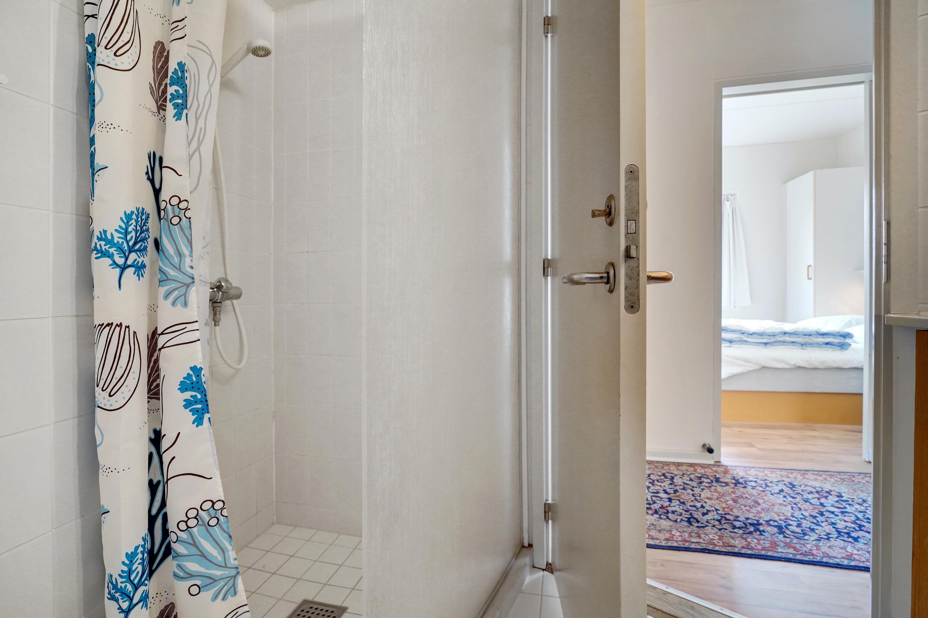 Fremhævet badeværelse billede i fuldskærmstilstand. Billede af Strandvejen 52, st.. 55., Fanø Bad, 6720 Fanø