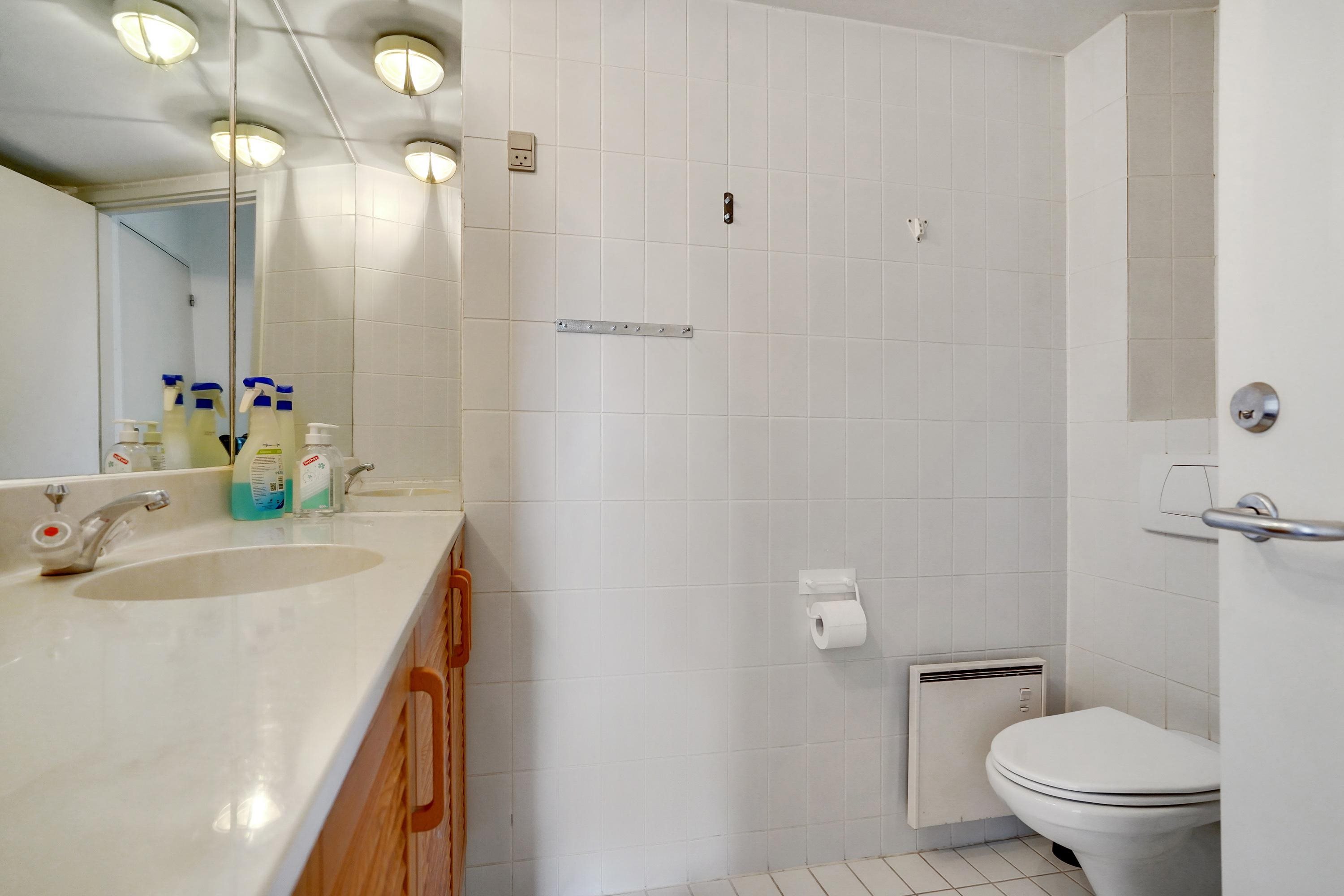 Fremhævet badeværelse billede i fuldskærmstilstand. Billede af Strandvejen 52, st.. 55., Fanø Bad, 6720 Fanø