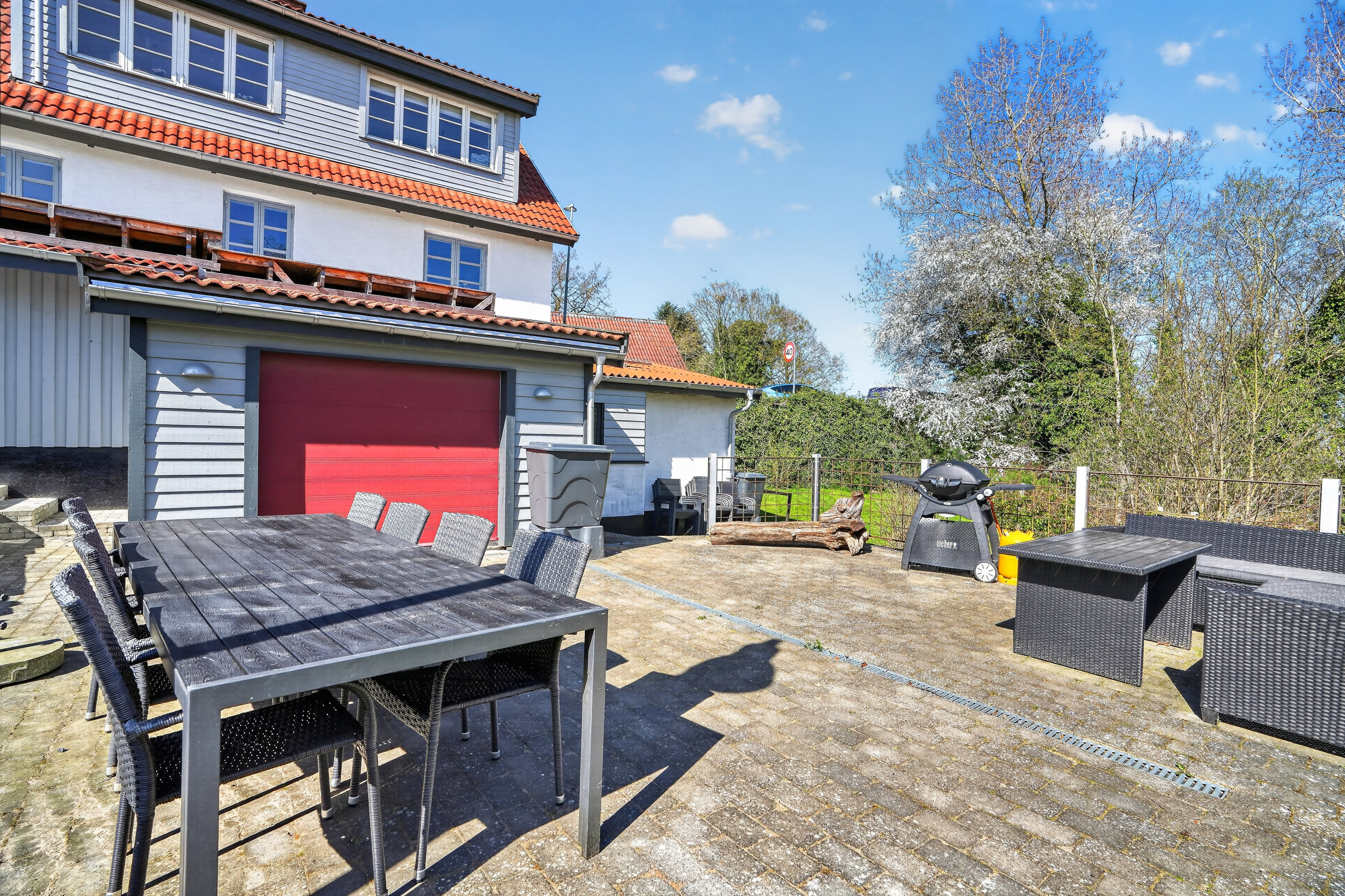 Fremhævet terrasse billede i fuldskærmstilstand. Billede af Stestrupvej 2, 4360 Kirke Eskilstrup