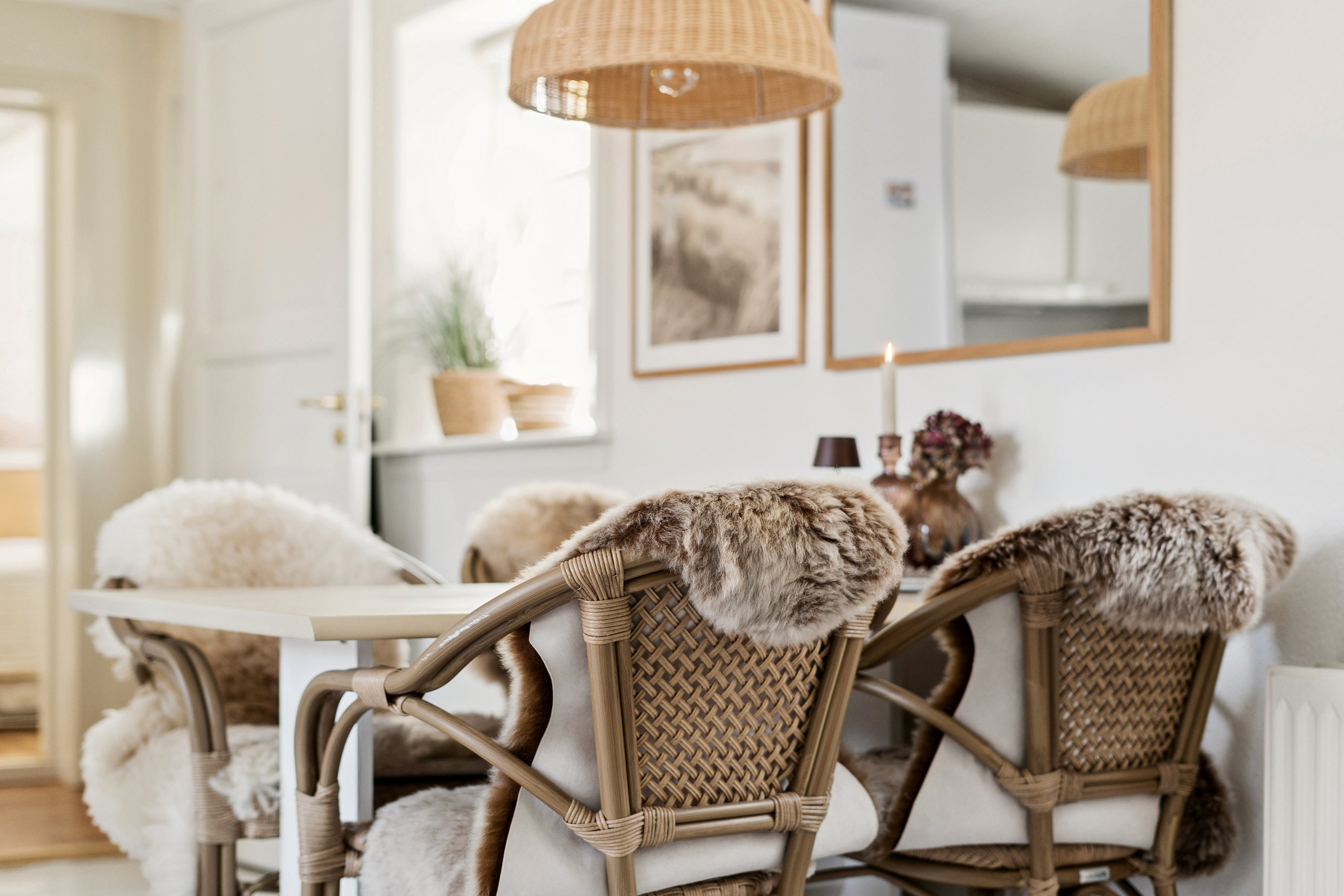 Fremhævet stue billede i fuldskærmstilstand. Billede af Sct. Clemens Vej 29, Midtbyen, 9990 Skagen