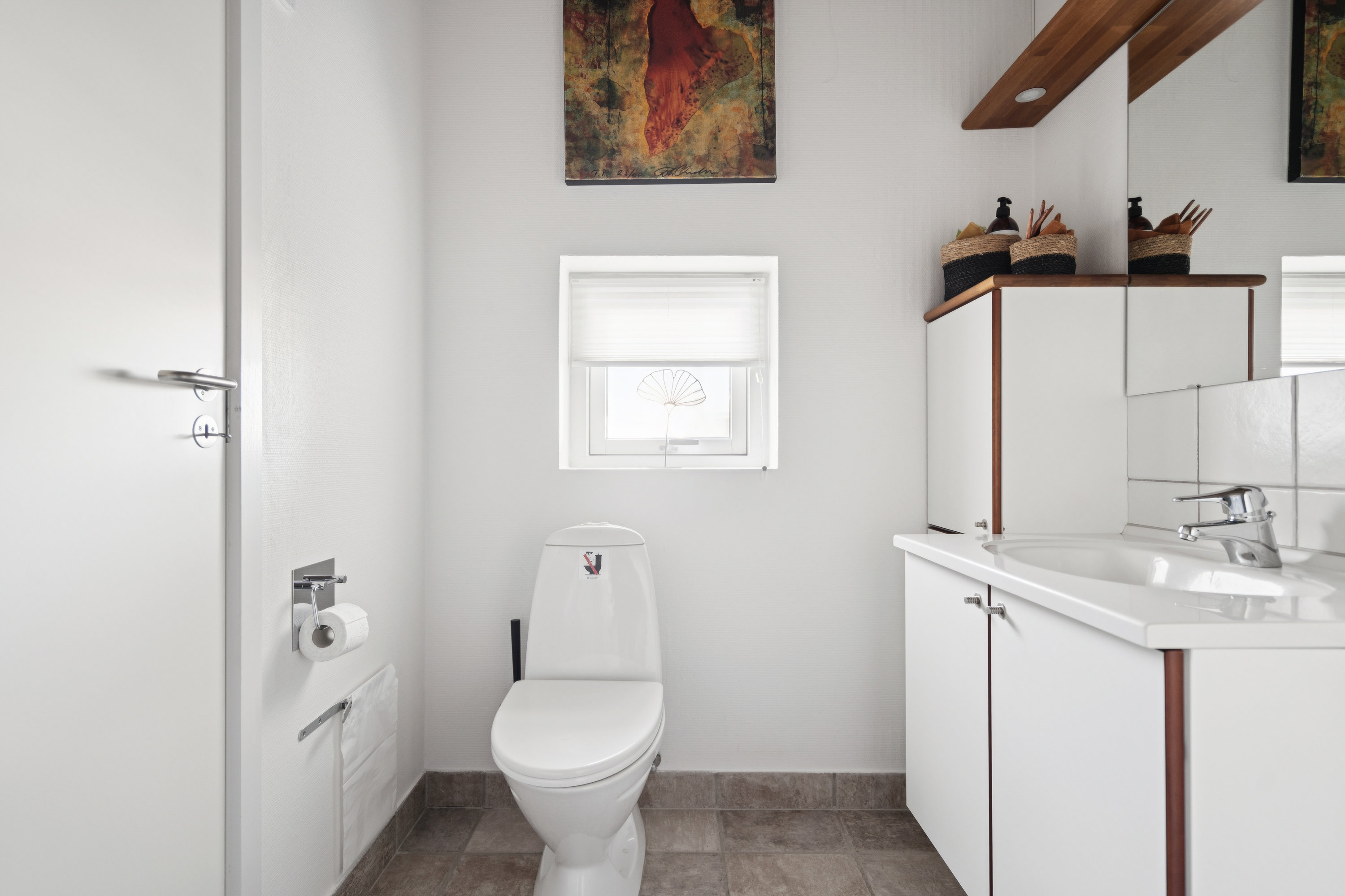 Fremhævet badeværelse billede i fuldskærmstilstand. Billede af Spliidsvej 26, 9990 Skagen