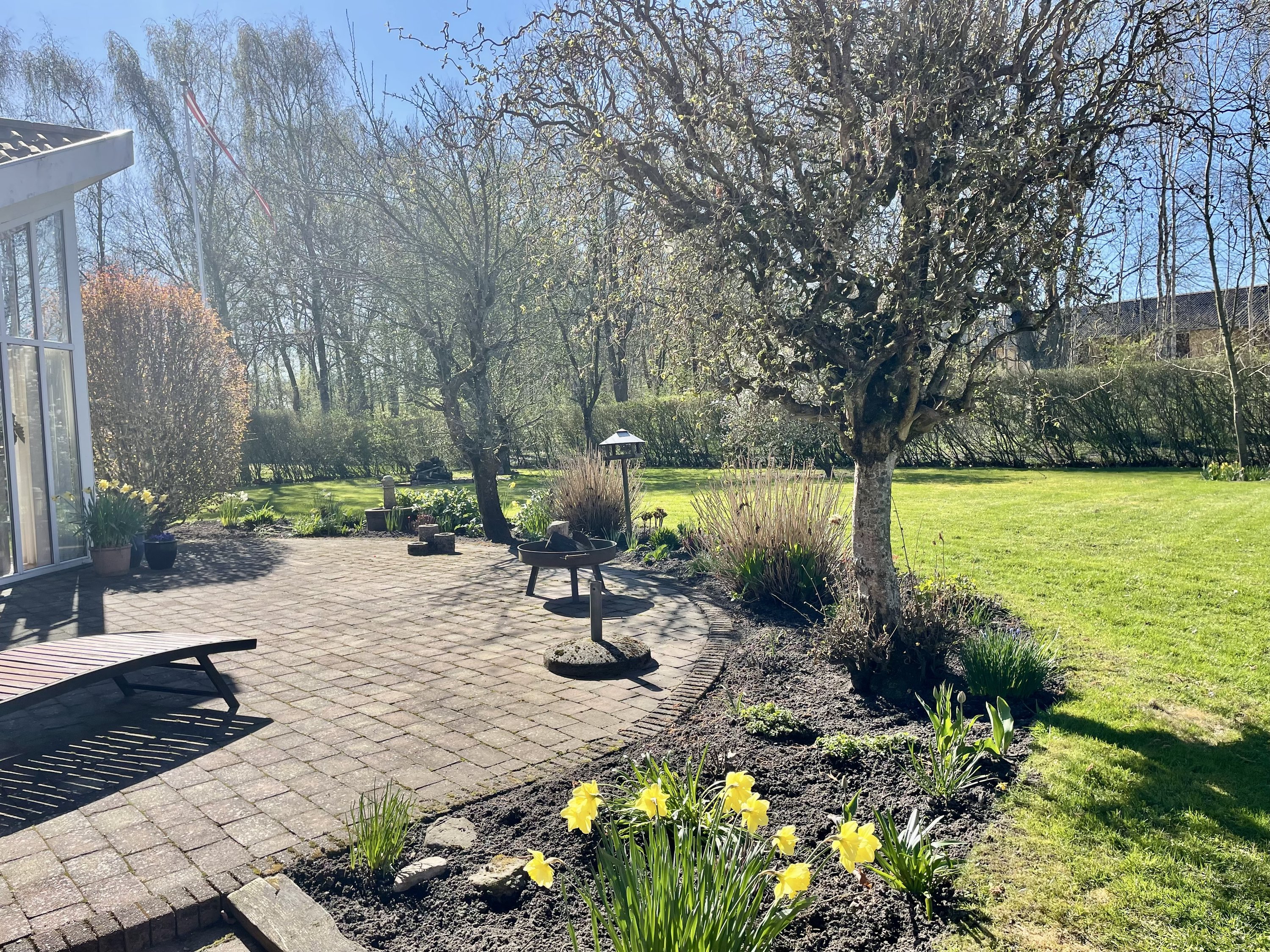 Fremhævet have billede i fuldskærmstilstand. Billede af Gyvelvænget 3, 6920 Videbæk