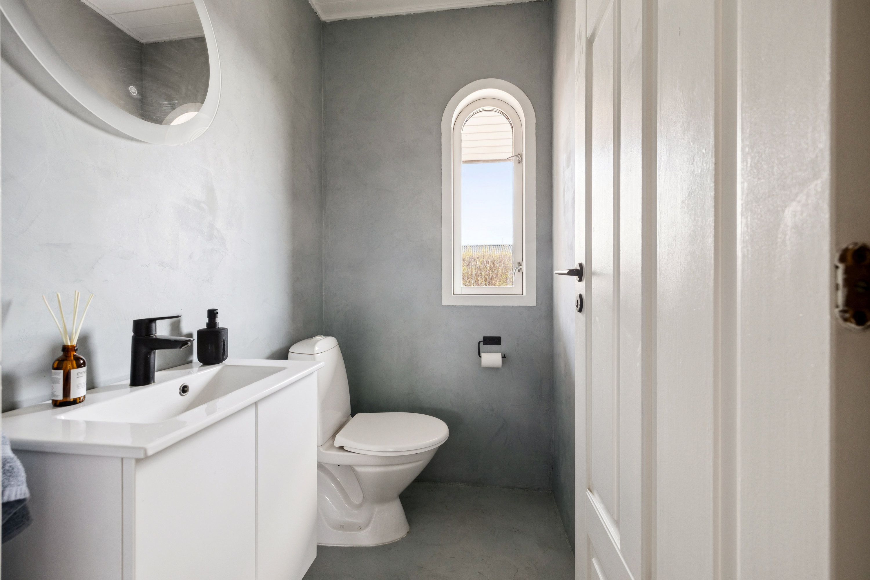 Fremhævet toilet billede i fuldskærmstilstand. Billede af Fjordparken 66, 9500 Hobro