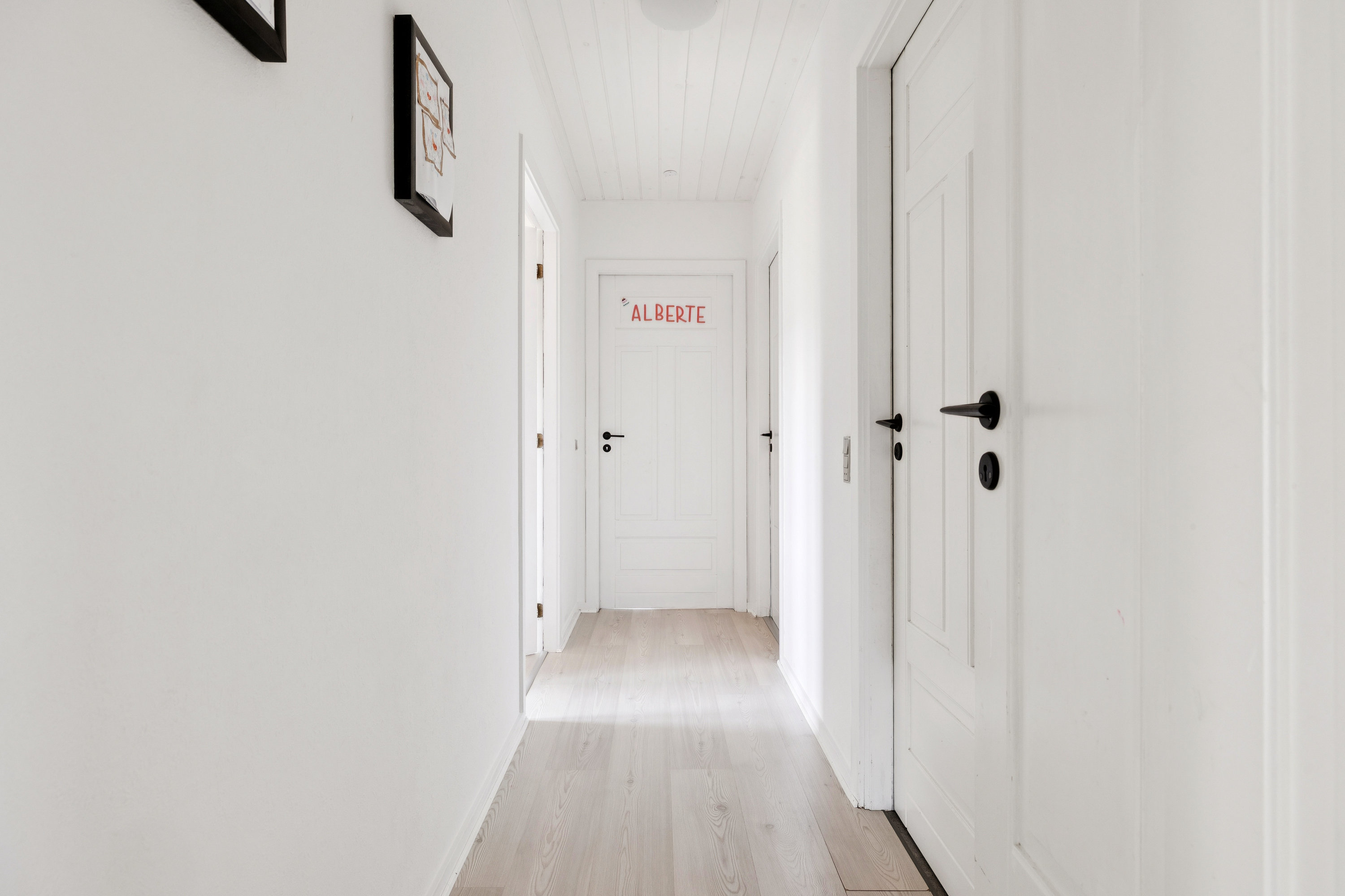 Fremhævet gang billede i fuldskærmstilstand. Billede af Fjordparken 66, 9500 Hobro