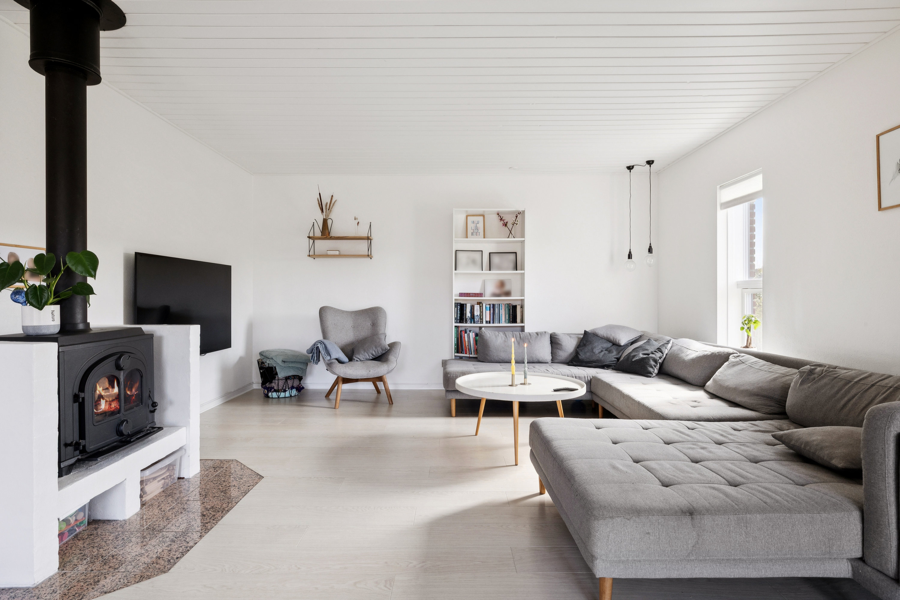 Fremhævet stue billede i fuldskærmstilstand. Billede af Fjordparken 66, 9500 Hobro