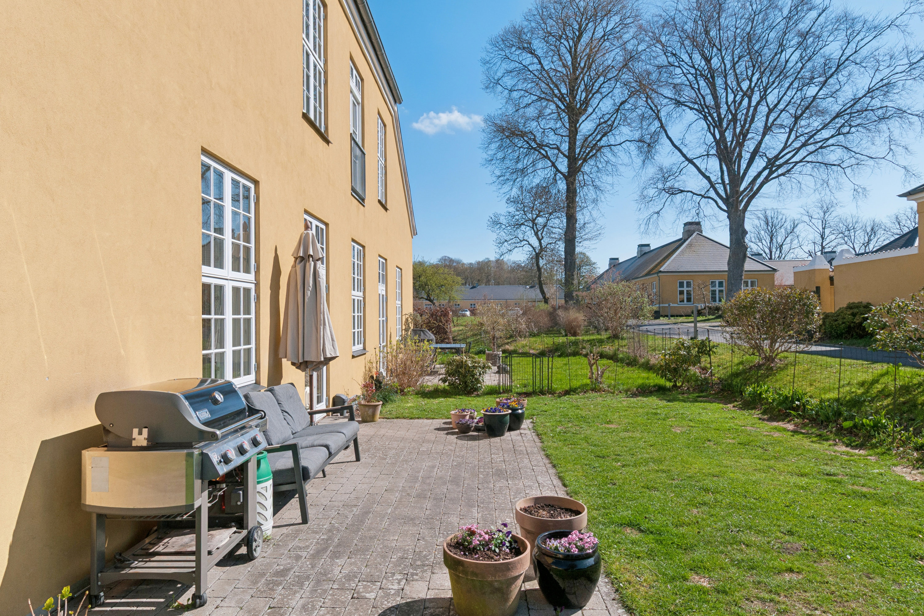Fremhævet terrasse billede i fuldskærmstilstand. Billede af Lejrvej 65, Kirke Værløse, 3500 Værløse