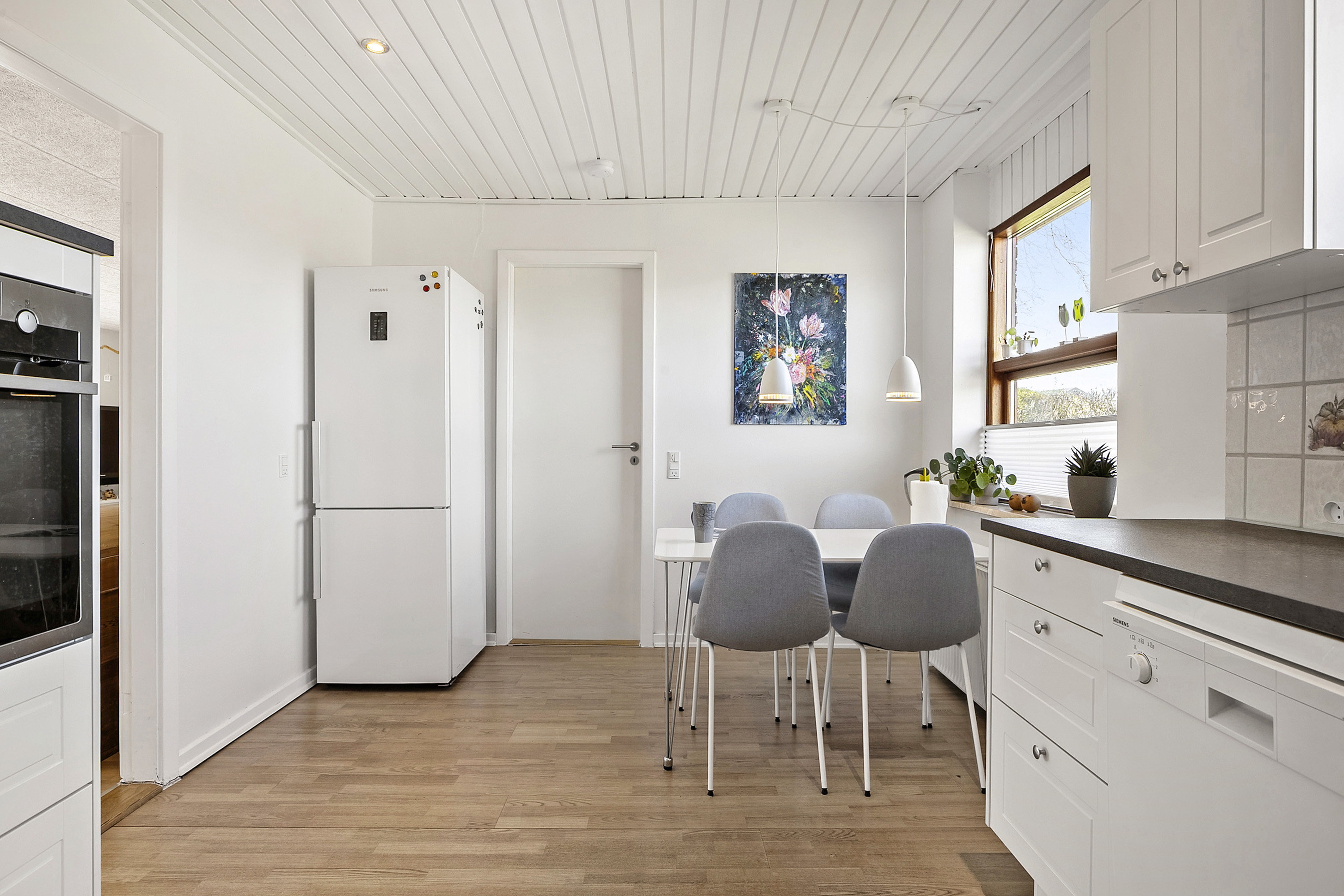 Fremhævet spisekøkken billede i fuldskærmstilstand. Billede af Hesselbjerg 21, Løjt Kirkeby, 6200 Aabenraa