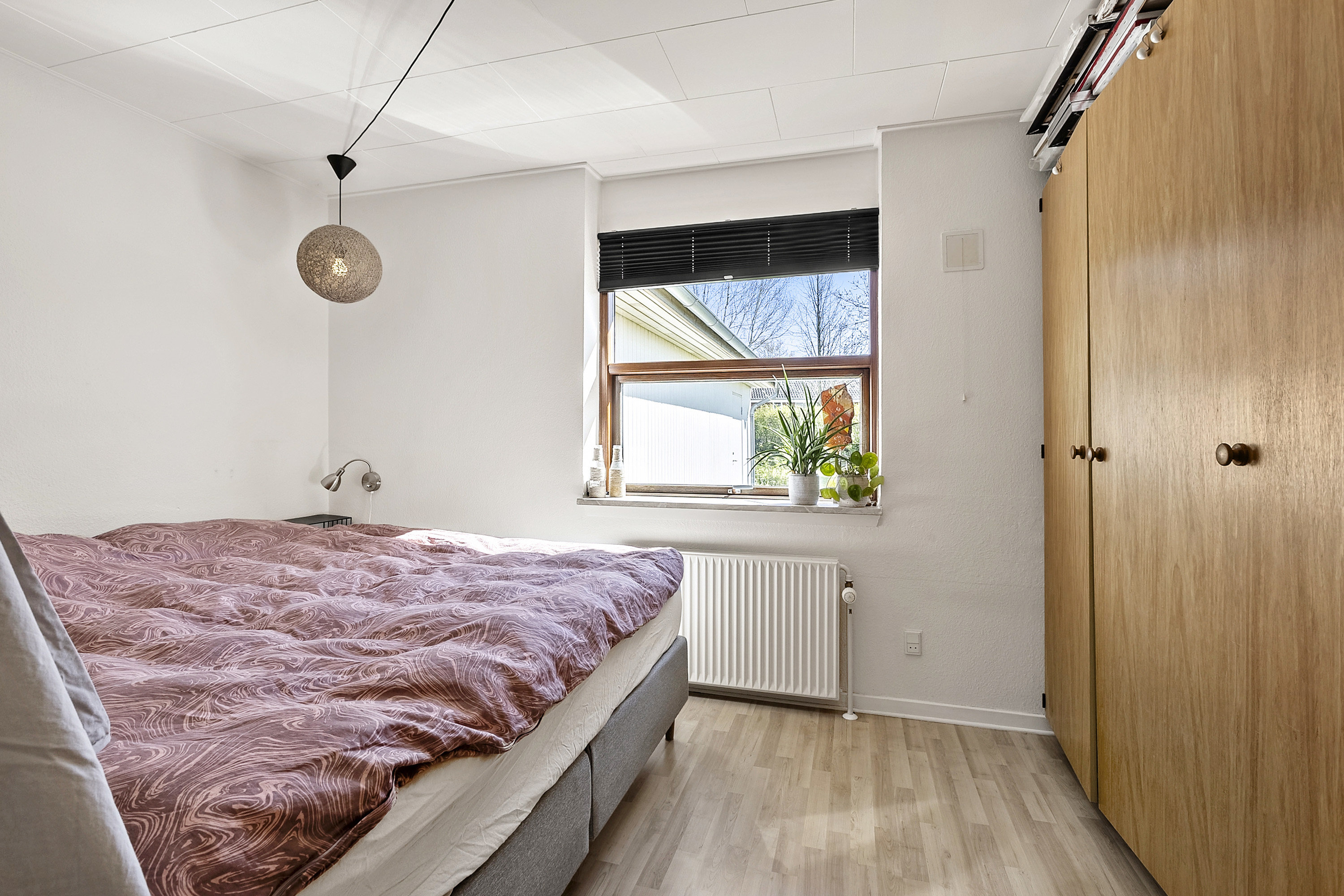 Fremhævet soveværelse billede i fuldskærmstilstand. Billede af Hesselbjerg 21, Løjt Kirkeby, 6200 Aabenraa