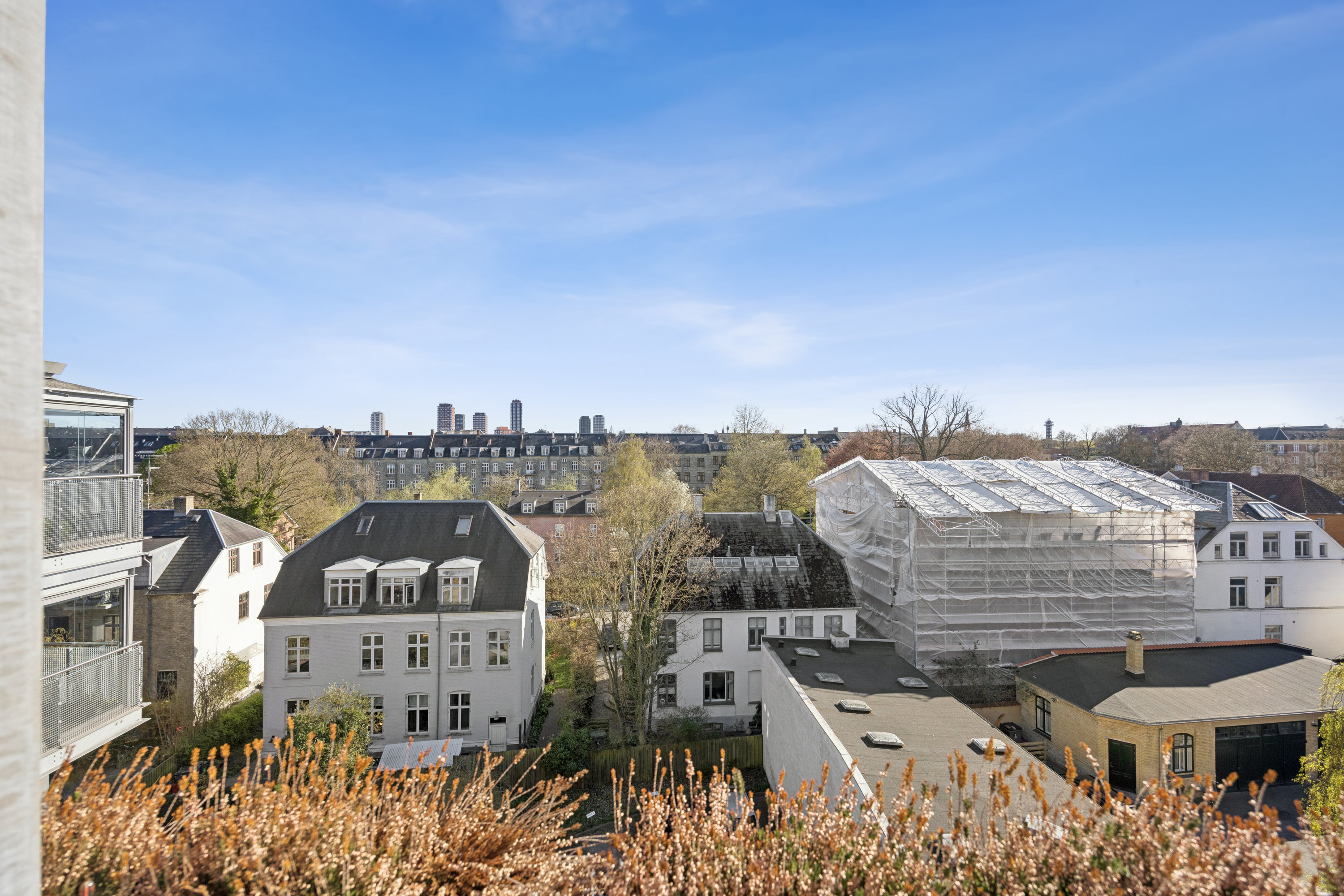 Fremhævet andet billede i fuldskærmstilstand. Billede af Gammel Kongevej 165A, 4. 2., 1850 Frederiksberg C