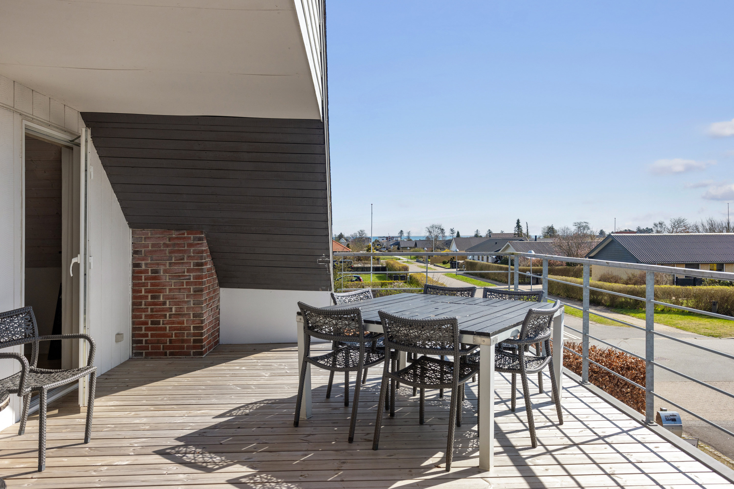 Fremhævet terrasse billede i fuldskærmstilstand. Billede af Hjulmagervej 59, 9300 Sæby